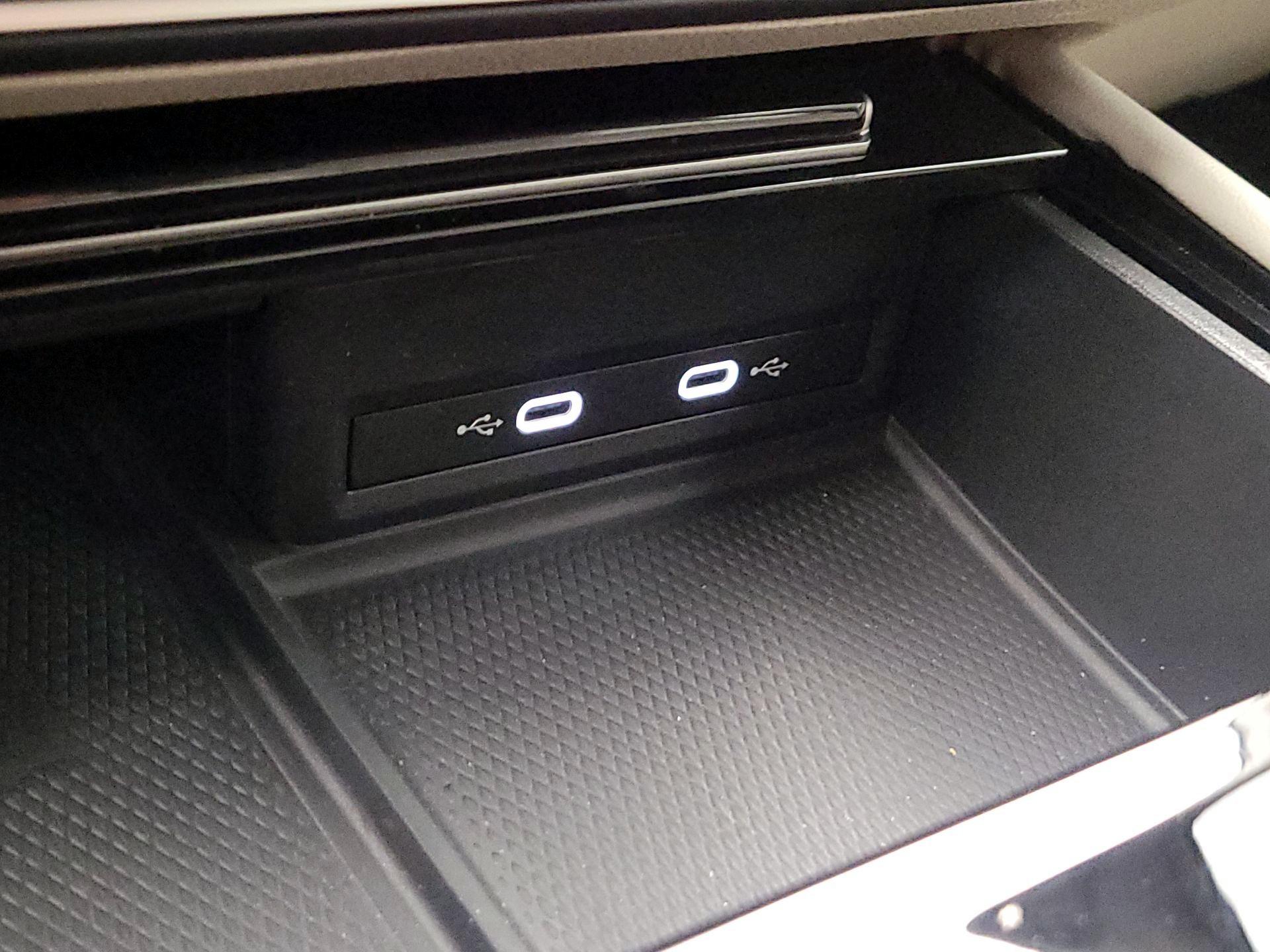 Thumbnail: 2024 Volkswagen Atlas - 18