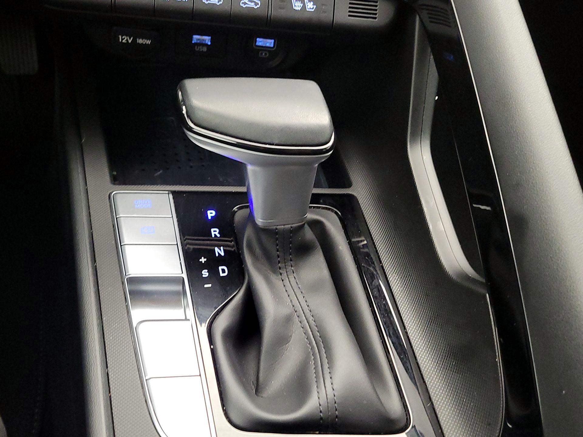 Thumbnail: 2023 Hyundai Elantra - 18