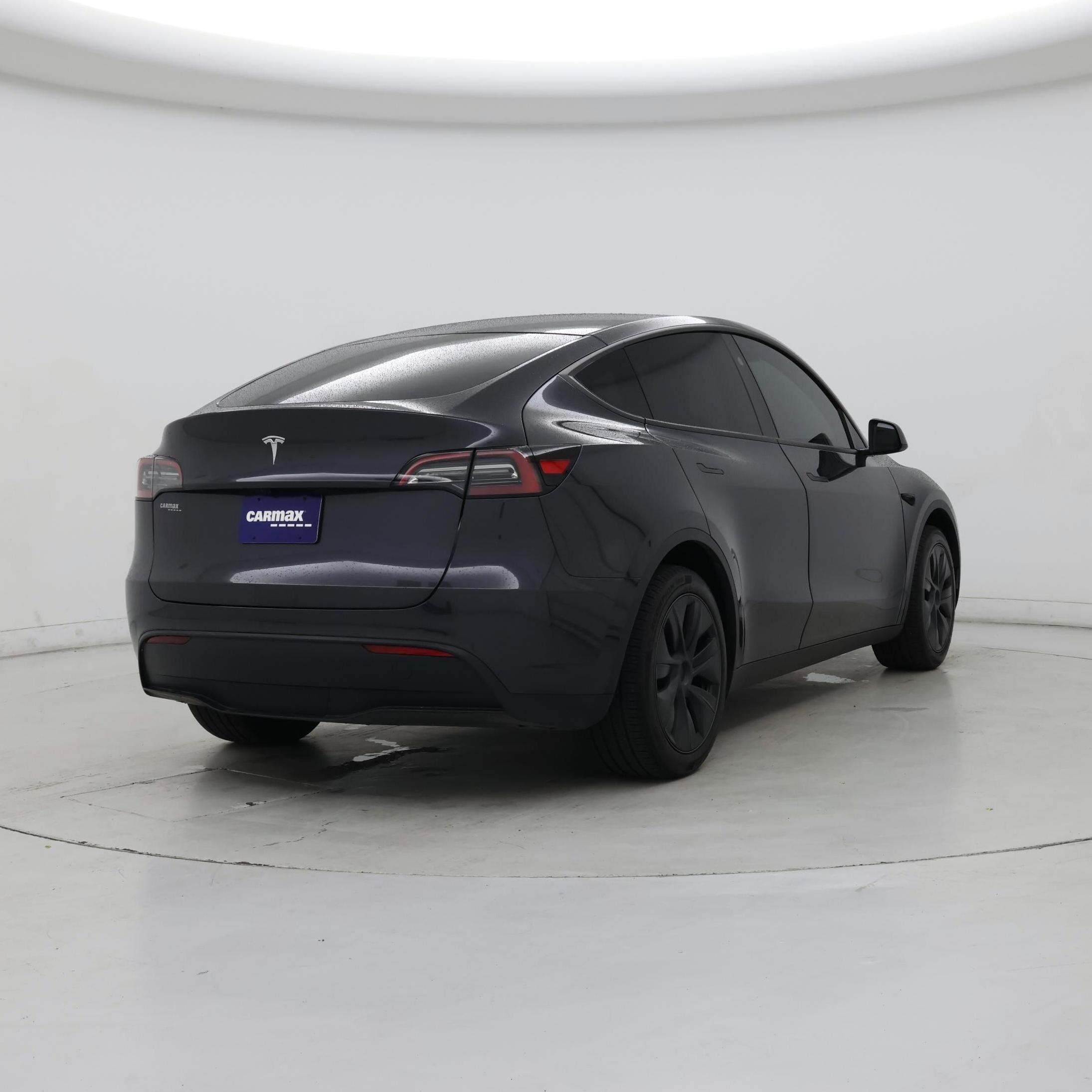Thumbnail: 2024 Tesla Model Y - 8