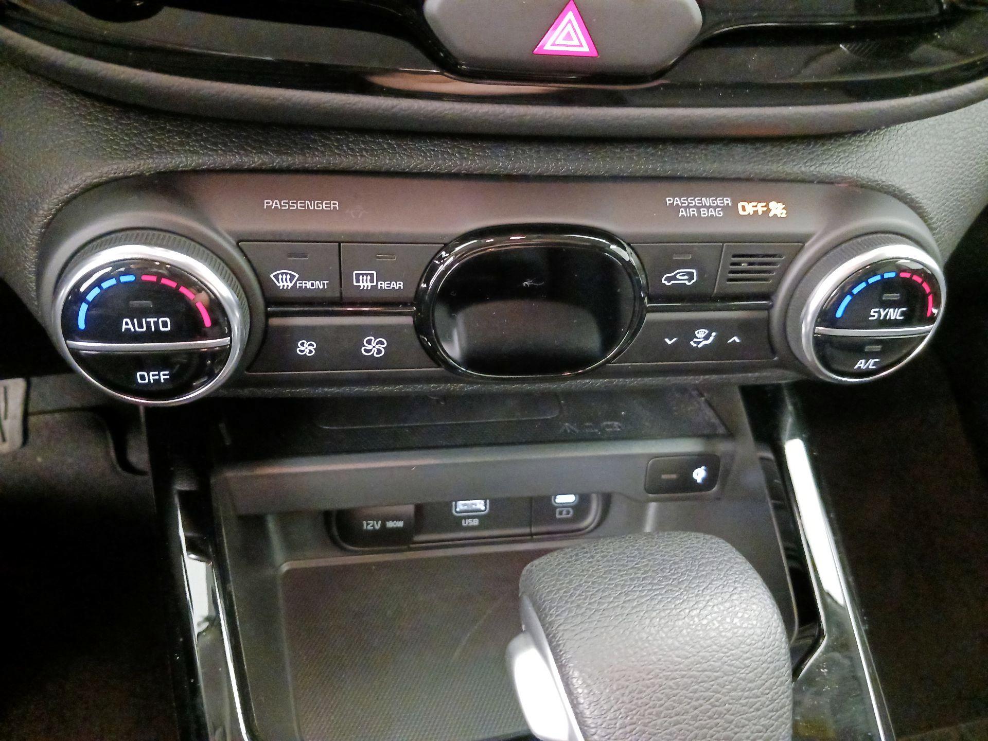 Thumbnail: 2025 Kia Soul - 17