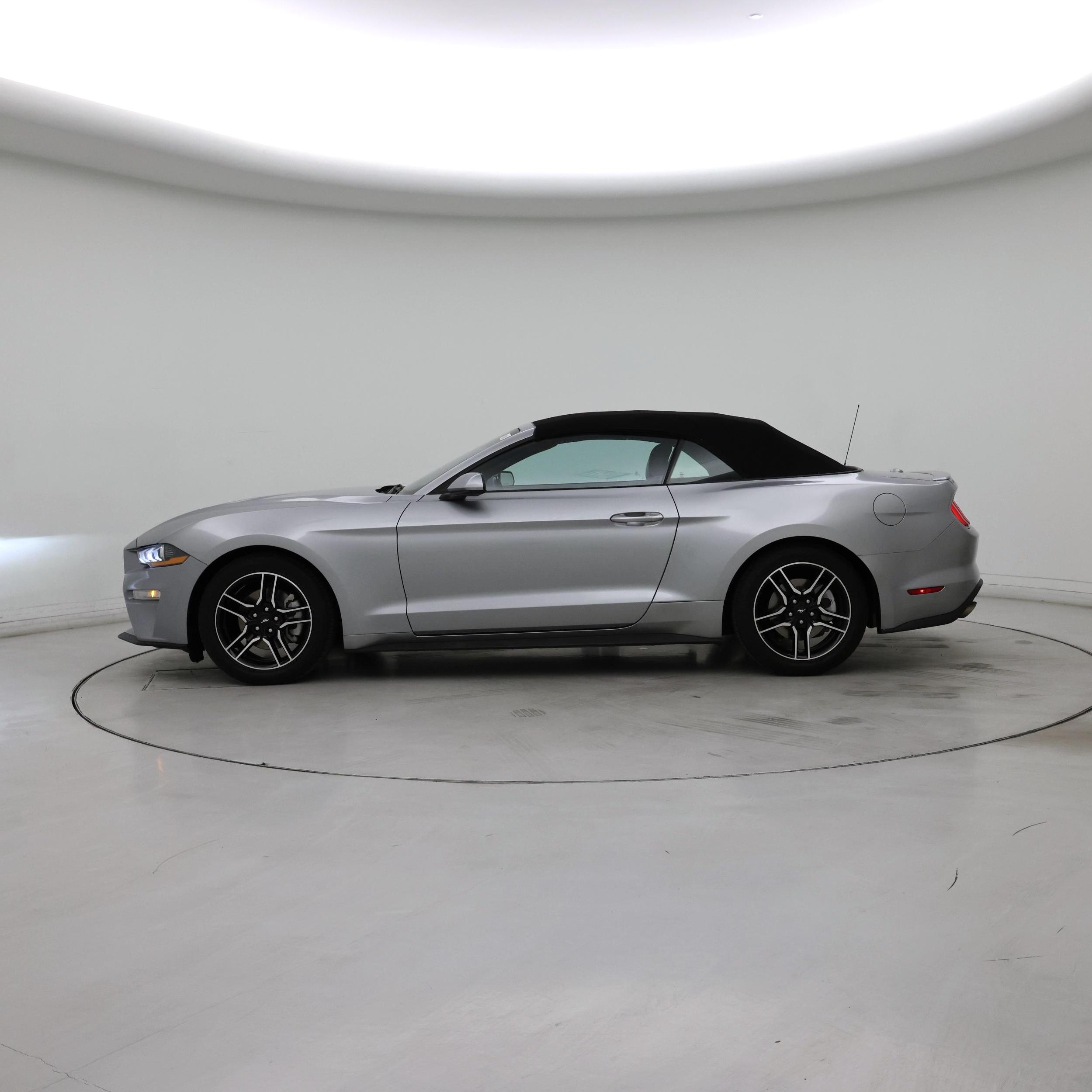 Thumbnail: 2022 Ford Mustang - 3