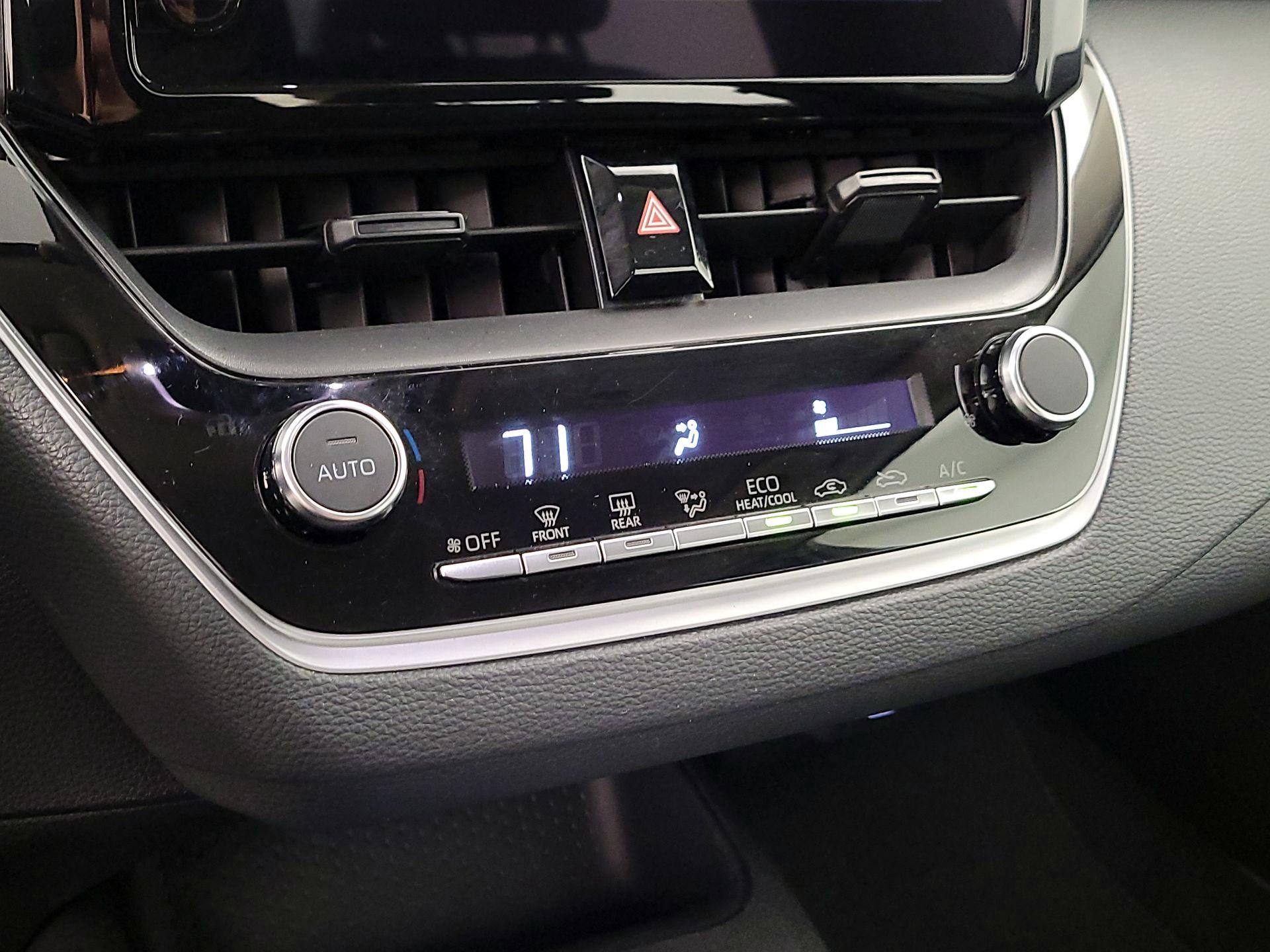 Thumbnail: 2025 Toyota Corolla - 16