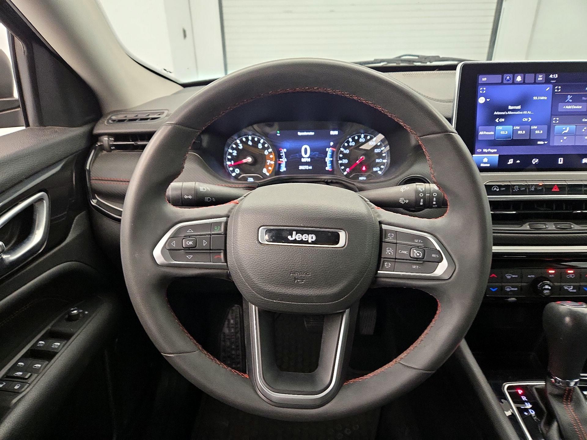 Thumbnail: 2022 Jeep Compass - 10