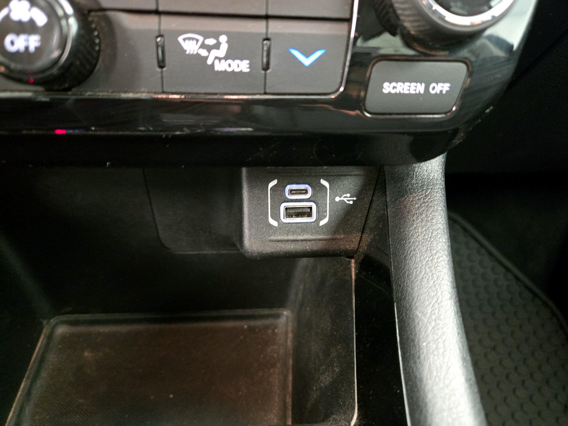 Thumbnail: 2022 Jeep Compass - 18