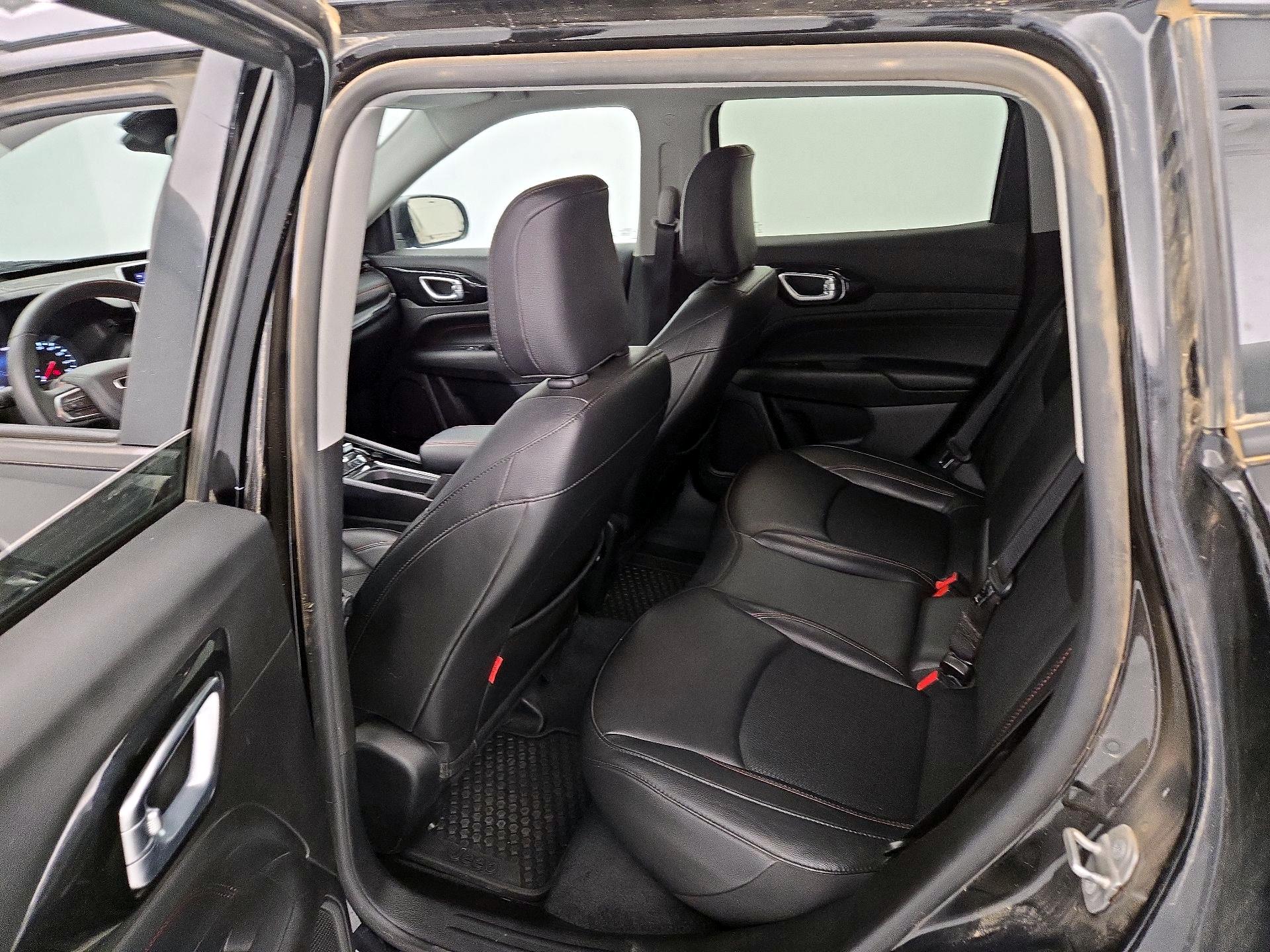 Thumbnail: 2022 Jeep Compass - 19