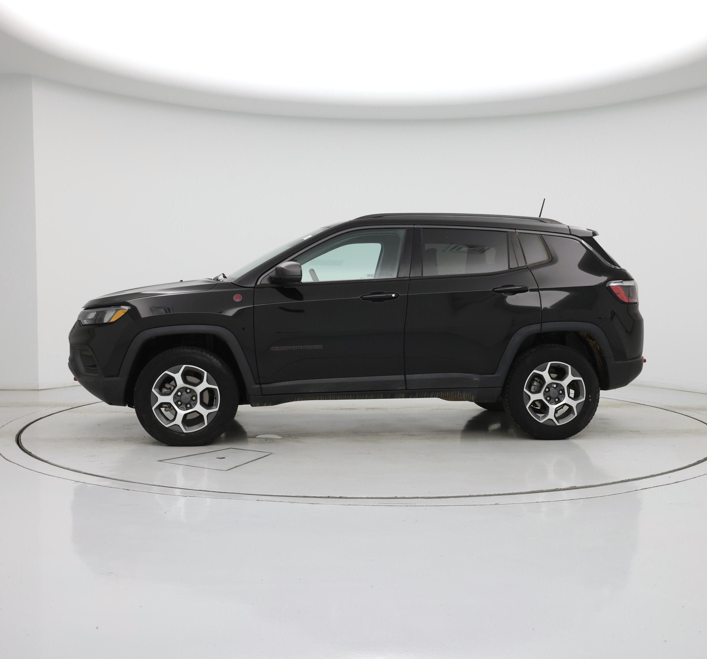 Thumbnail: 2022 Jeep Compass - 3