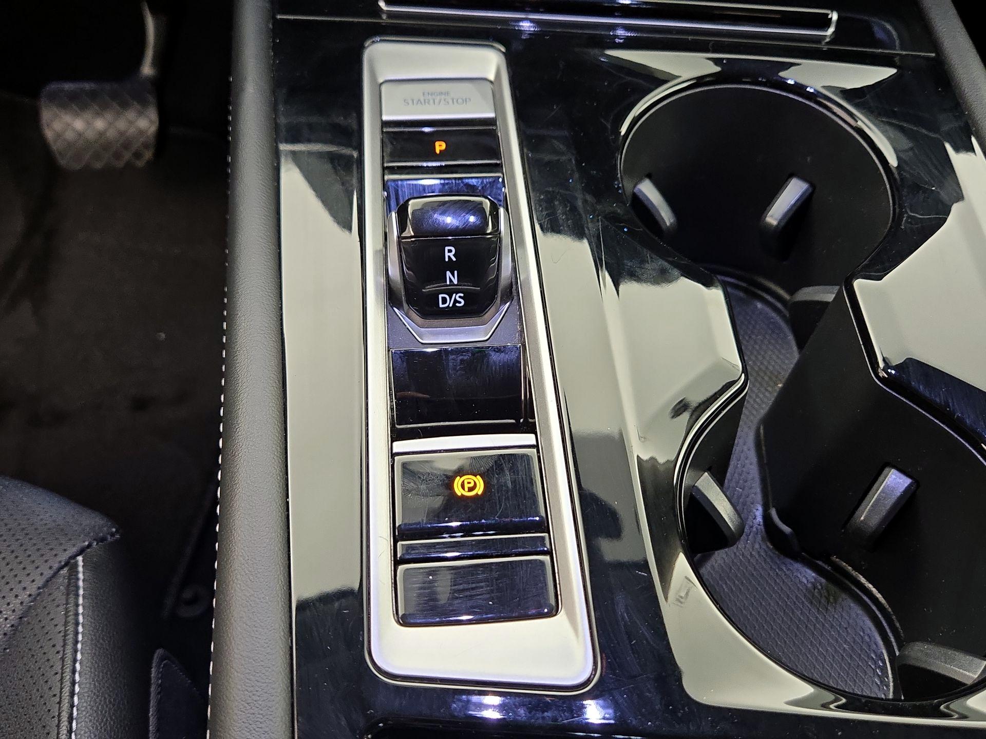 Thumbnail: 2024 Volkswagen Atlas - 17