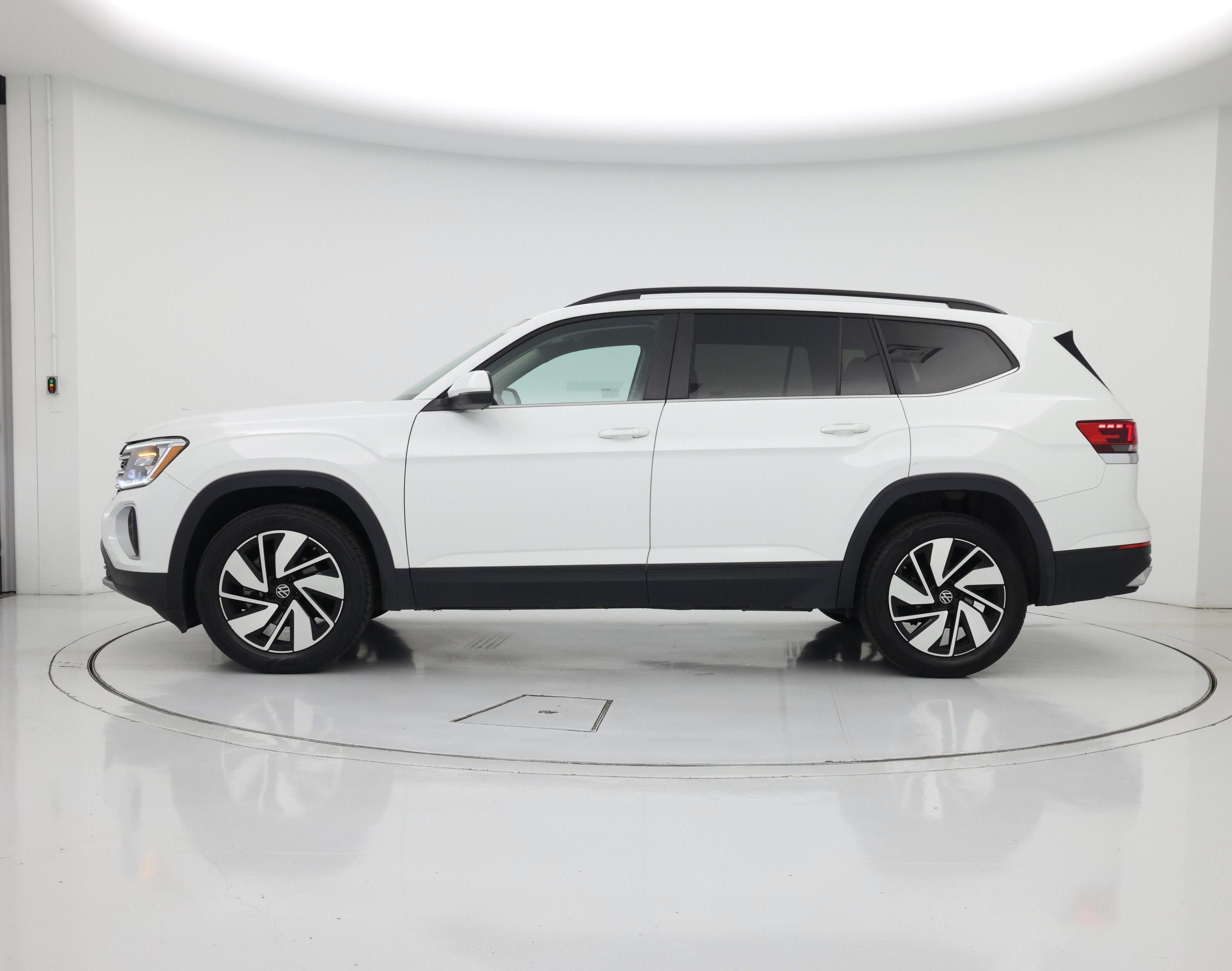 Thumbnail: 2024 Volkswagen Atlas - 3