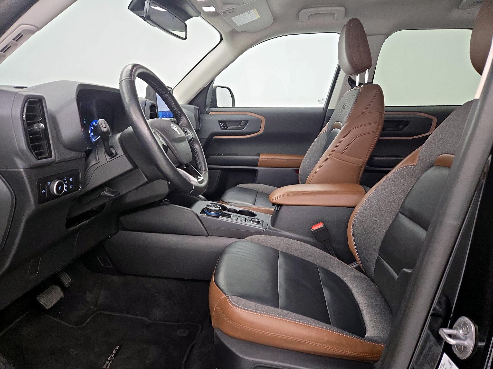 Thumbnail: 2023 Ford Bronco Sport - 11