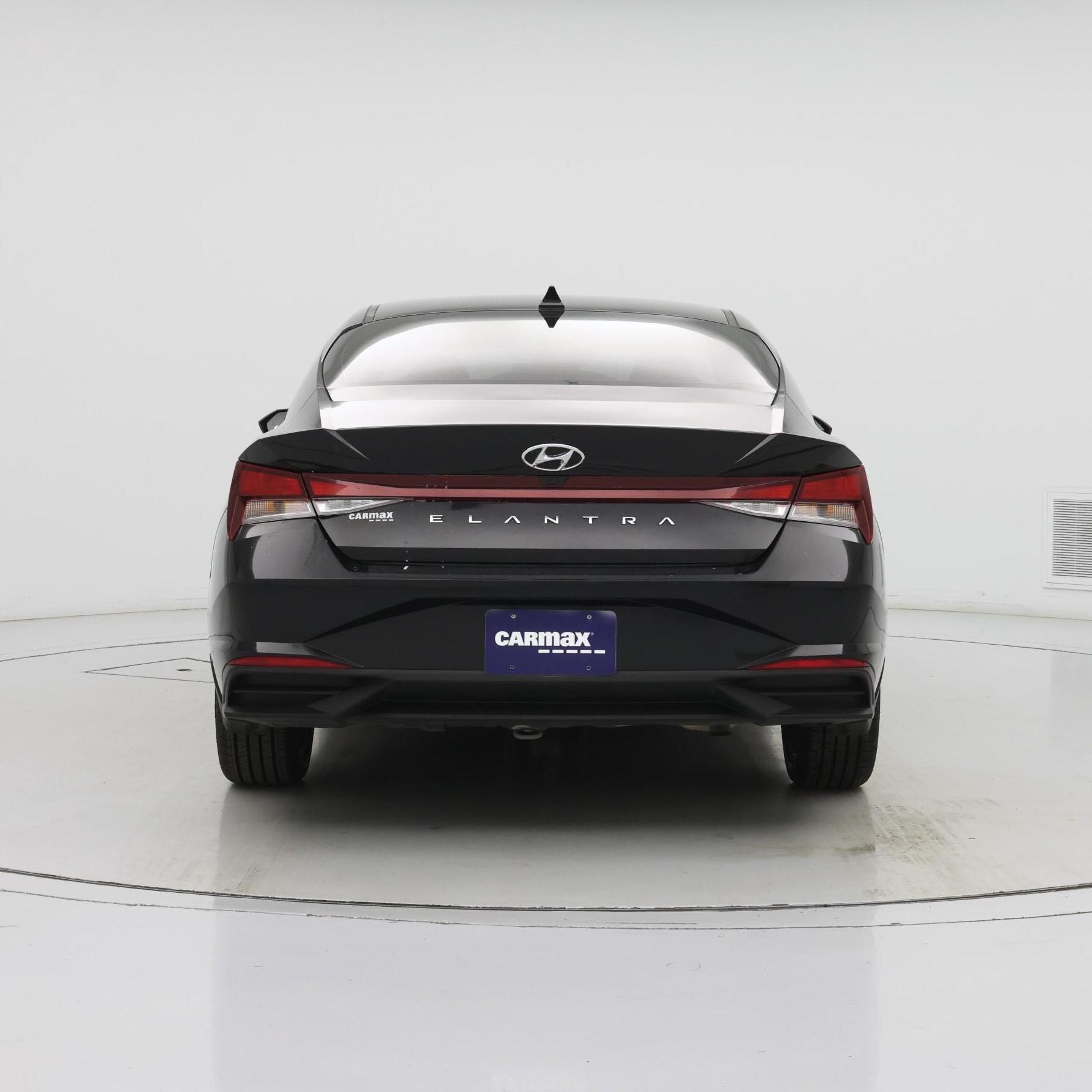 Thumbnail: 2023 Hyundai Elantra - 6