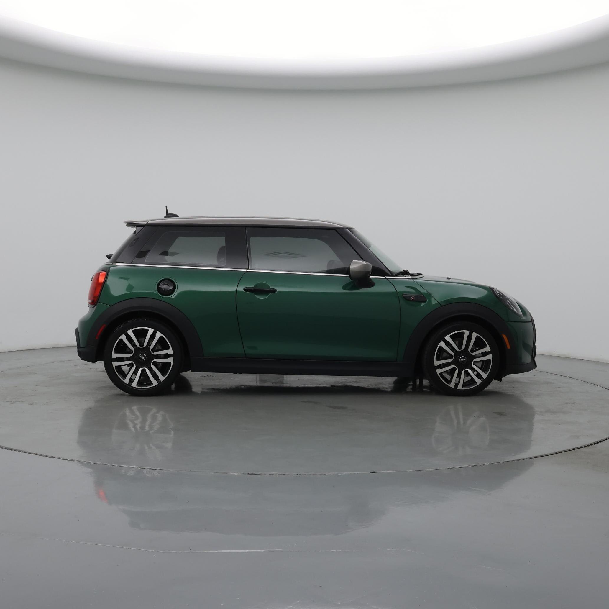 Thumbnail: 2022 MINI Cooper Hardtop - 7