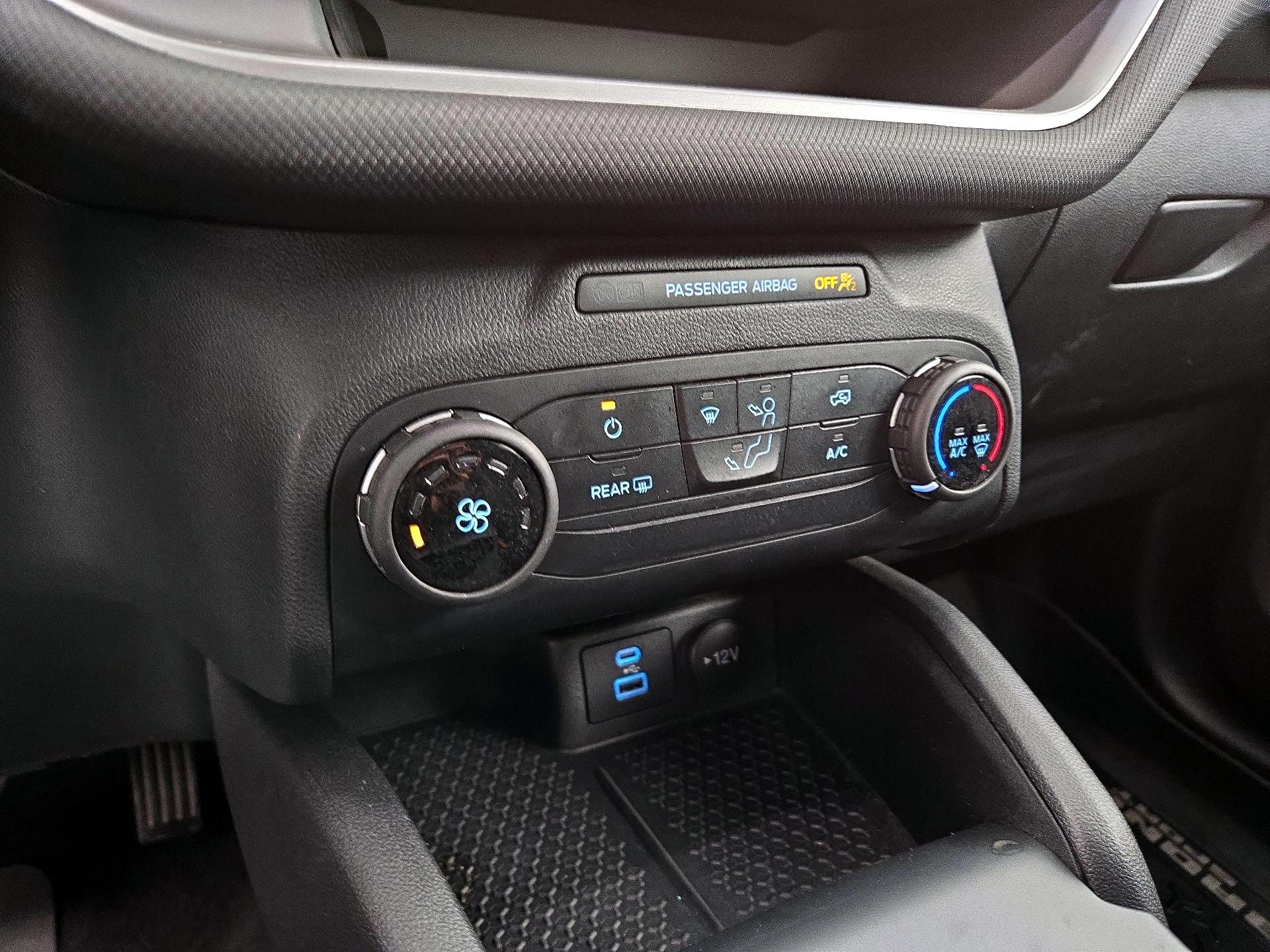 Thumbnail: 2022 Ford Bronco Sport - 16