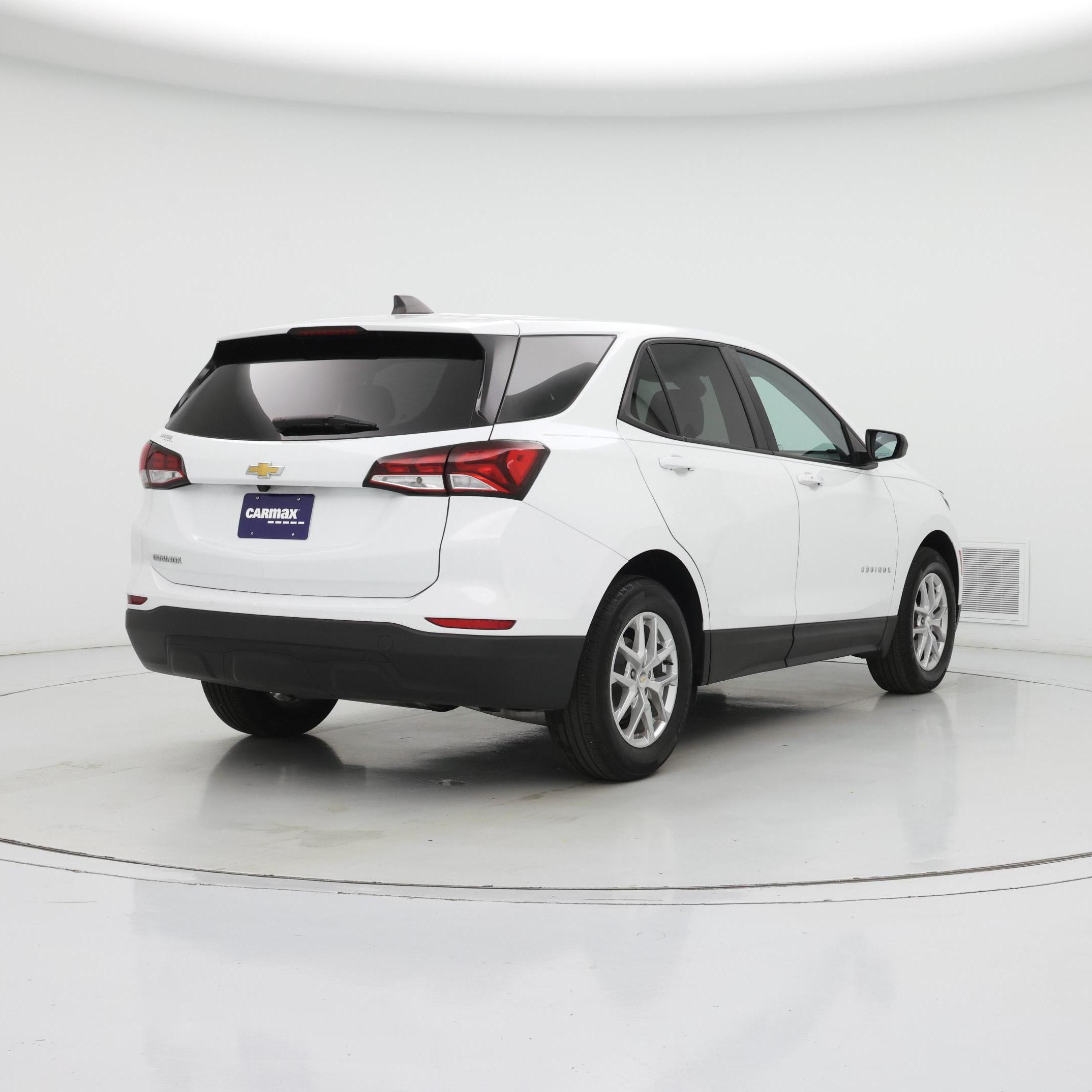 Thumbnail: 2022 Chevrolet Equinox - 8