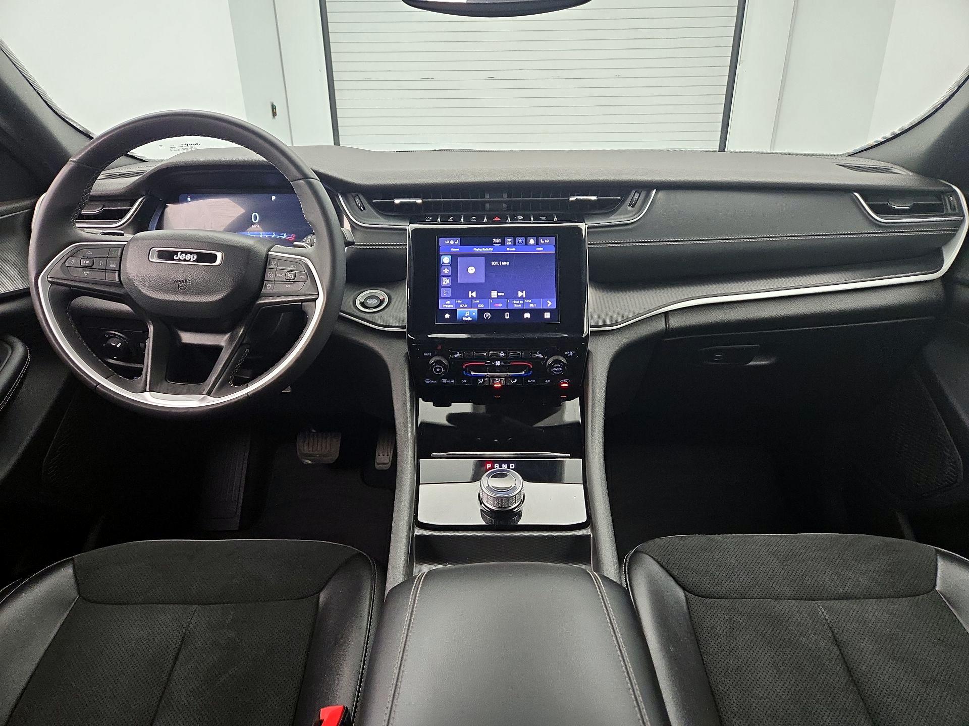 Thumbnail: 2024 Jeep Grand Cherokee - 9