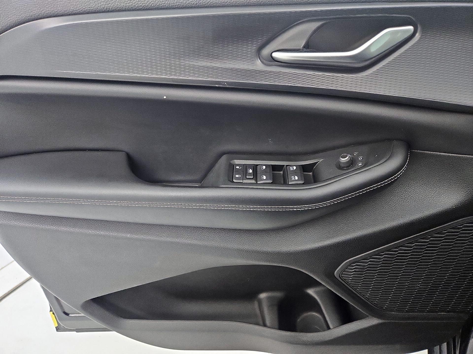 Thumbnail: 2024 Jeep Grand Cherokee - 12