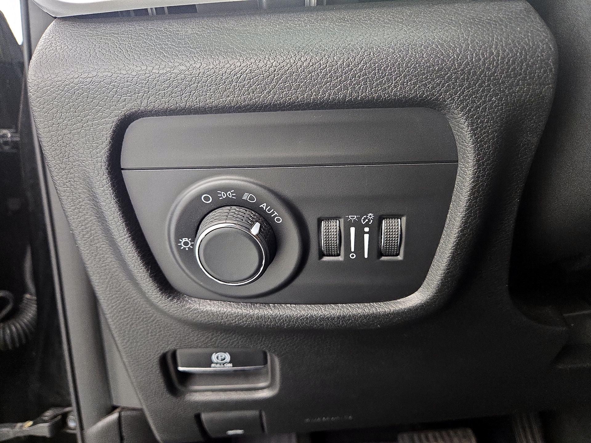 Thumbnail: 2024 Jeep Grand Cherokee - 13