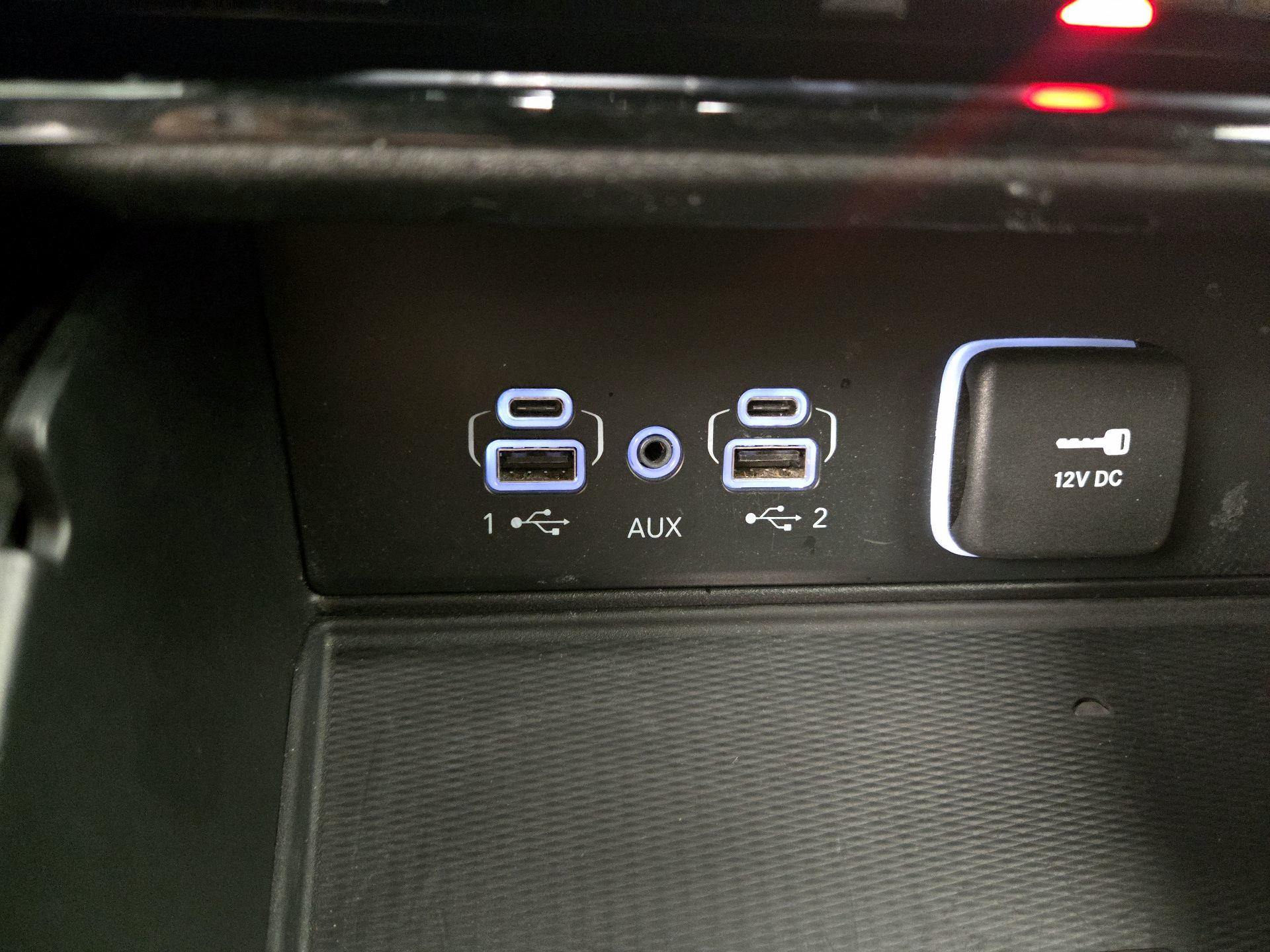 Thumbnail: 2024 Jeep Grand Cherokee - 18