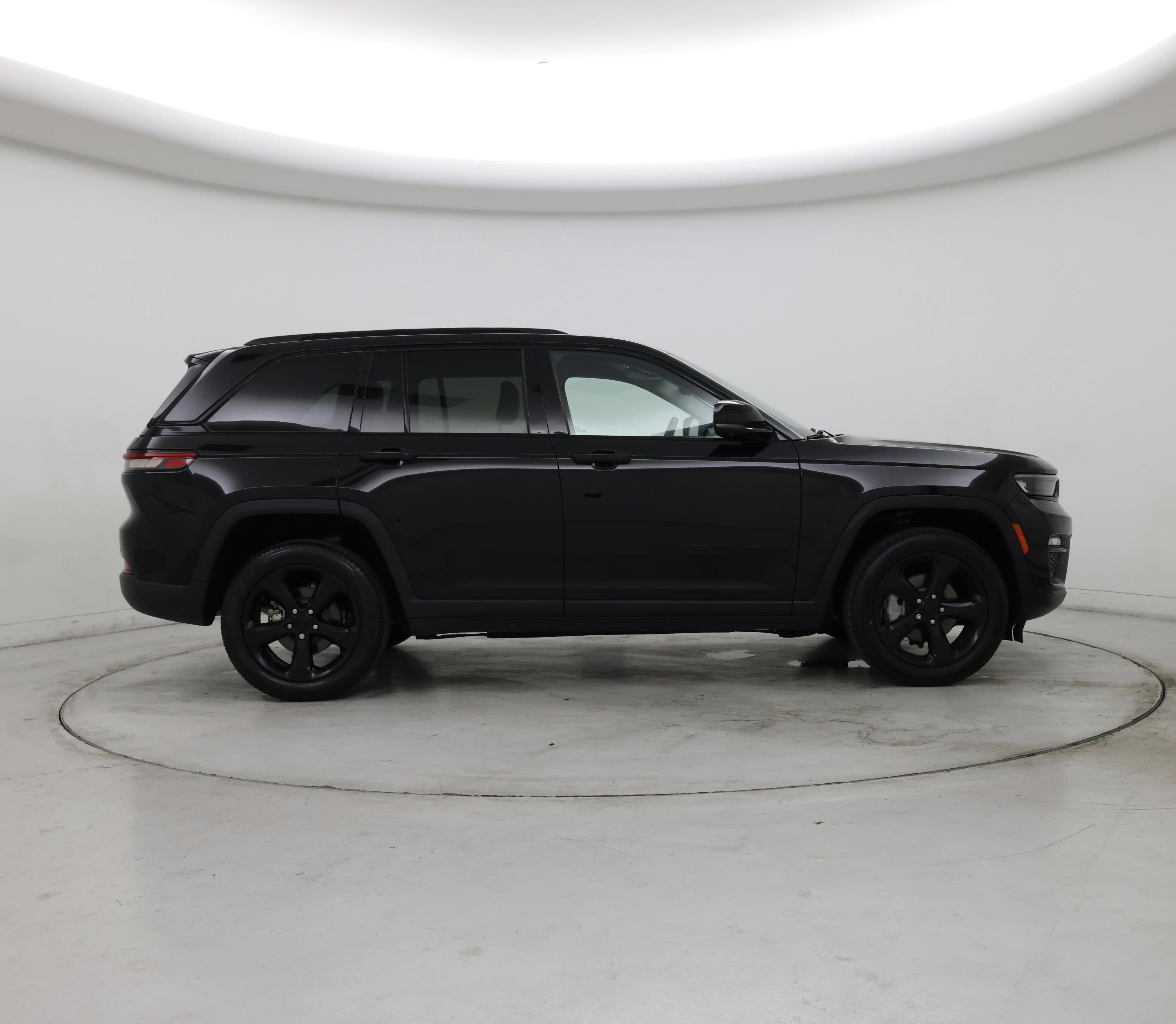Thumbnail: 2023 Jeep Grand Cherokee - 7