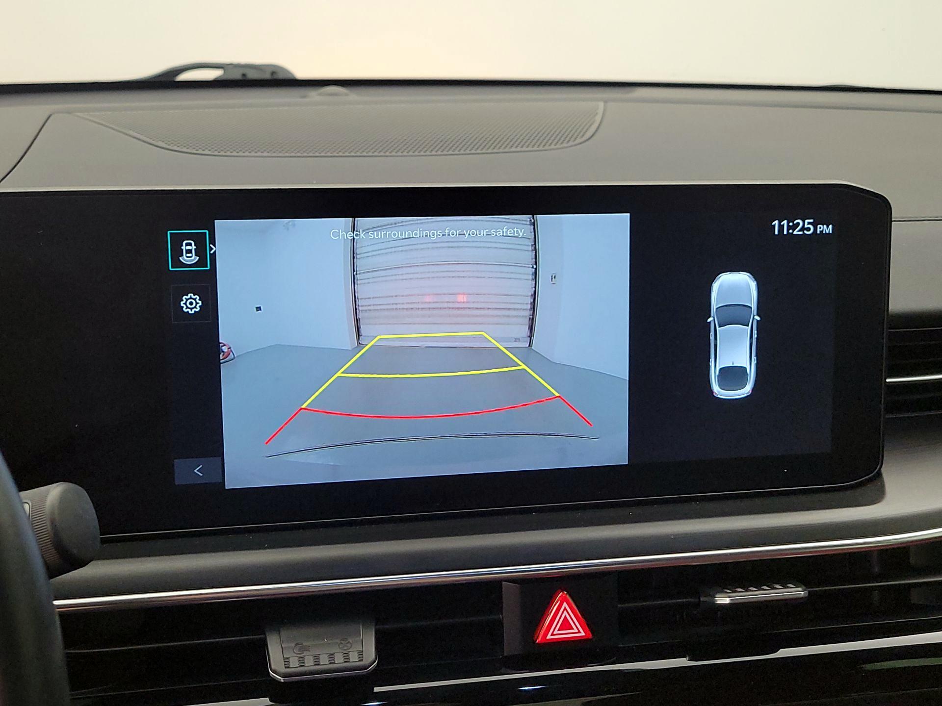 Thumbnail: 2025 Kia K5 - 15