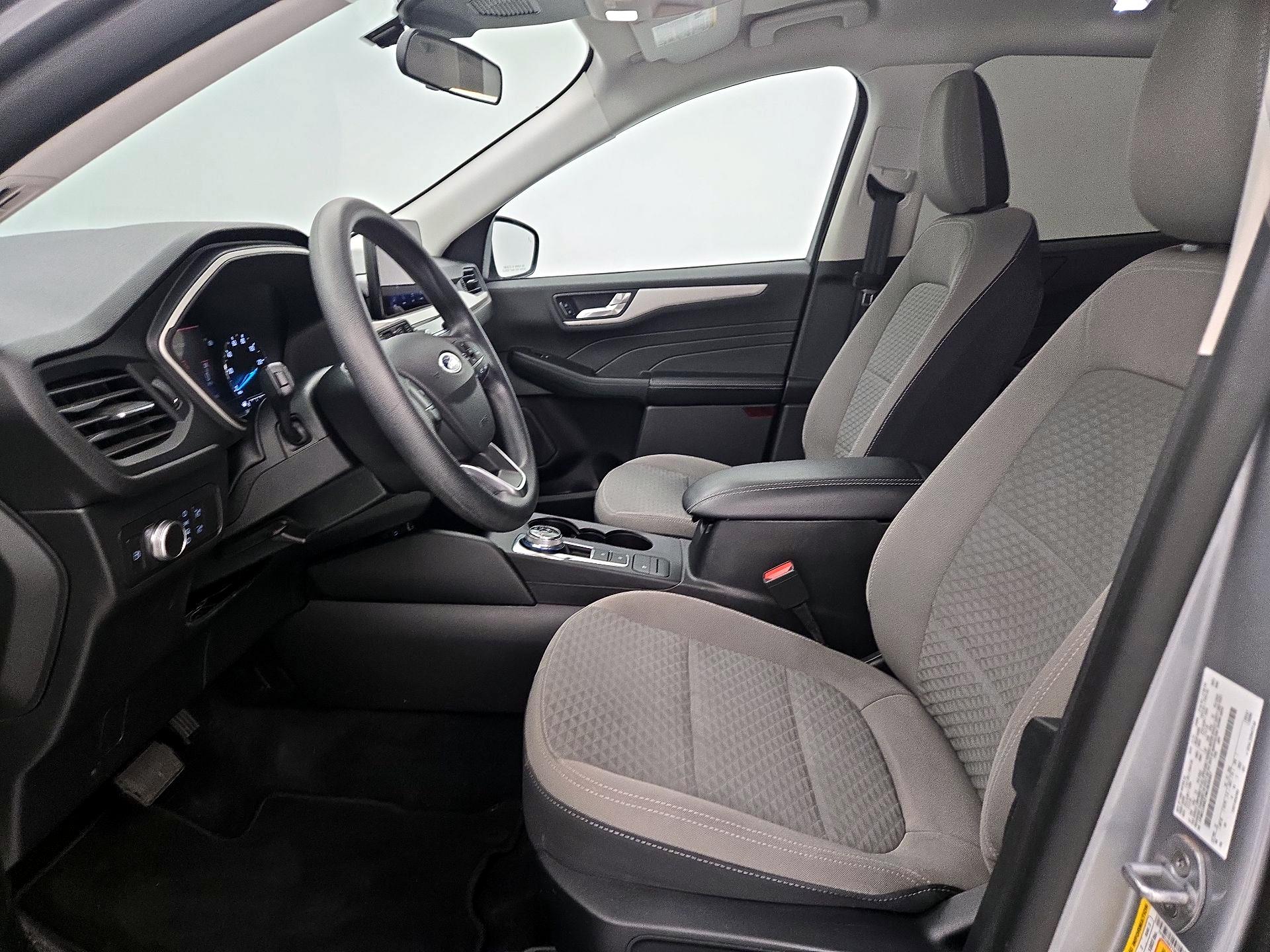 Thumbnail: 2021 Ford Escape - 11
