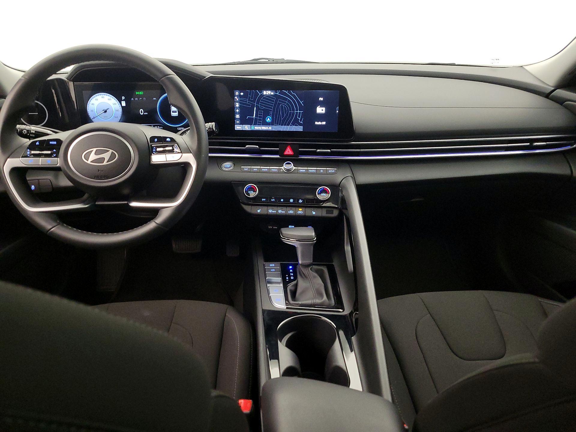 Thumbnail: 2025 Hyundai Elantra - 9