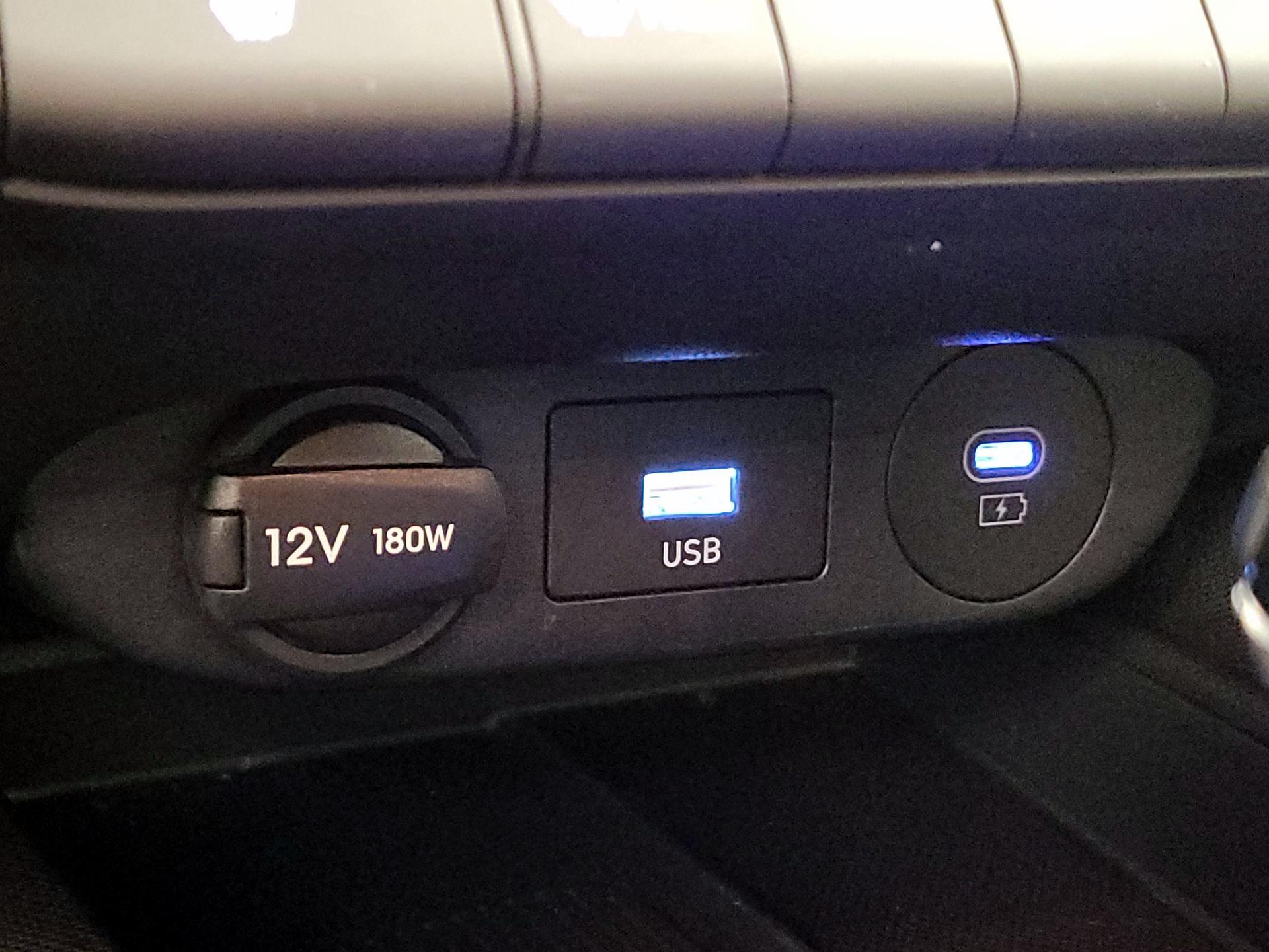 Thumbnail: 2025 Hyundai Elantra - 19