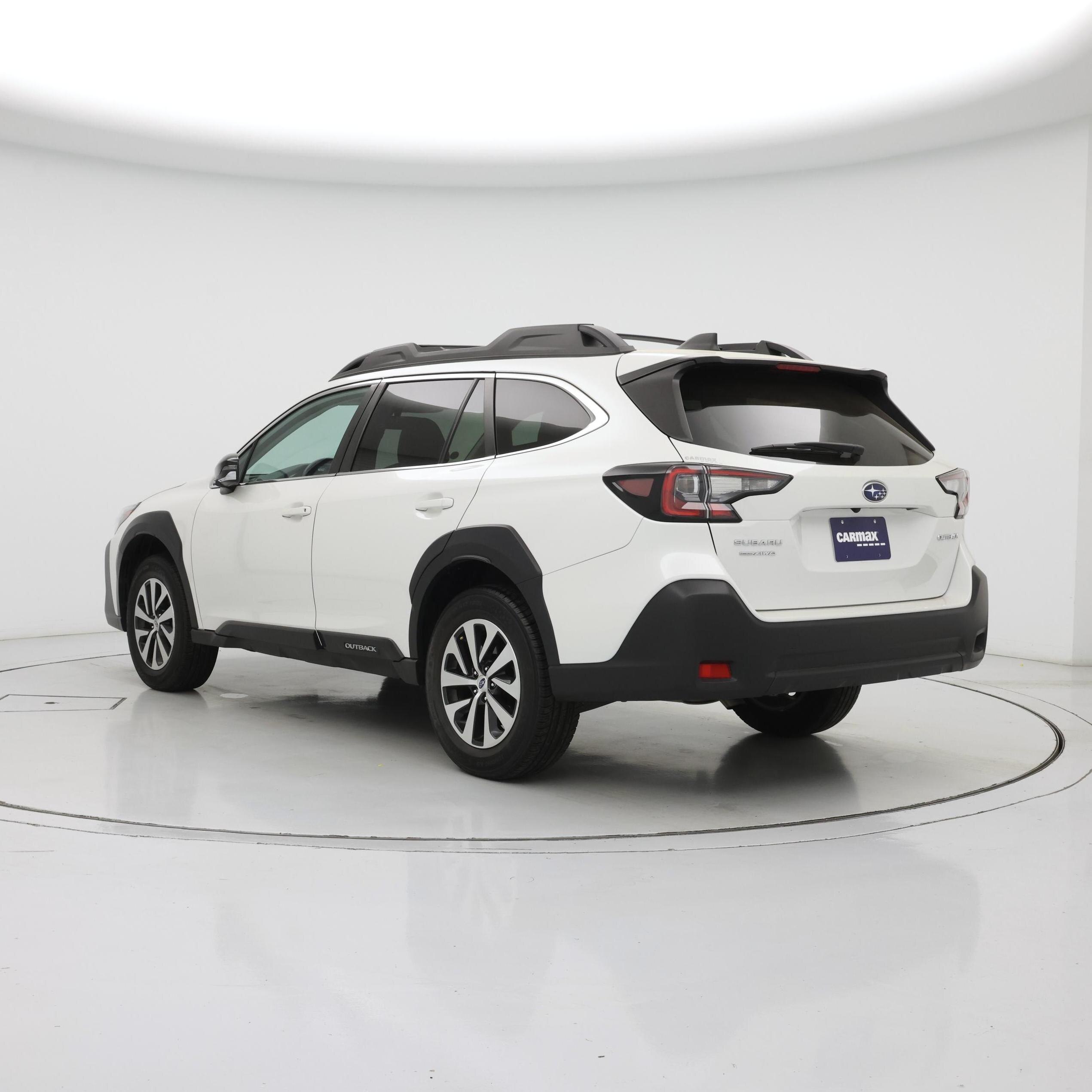 Thumbnail: 2023 Subaru Outback - 2