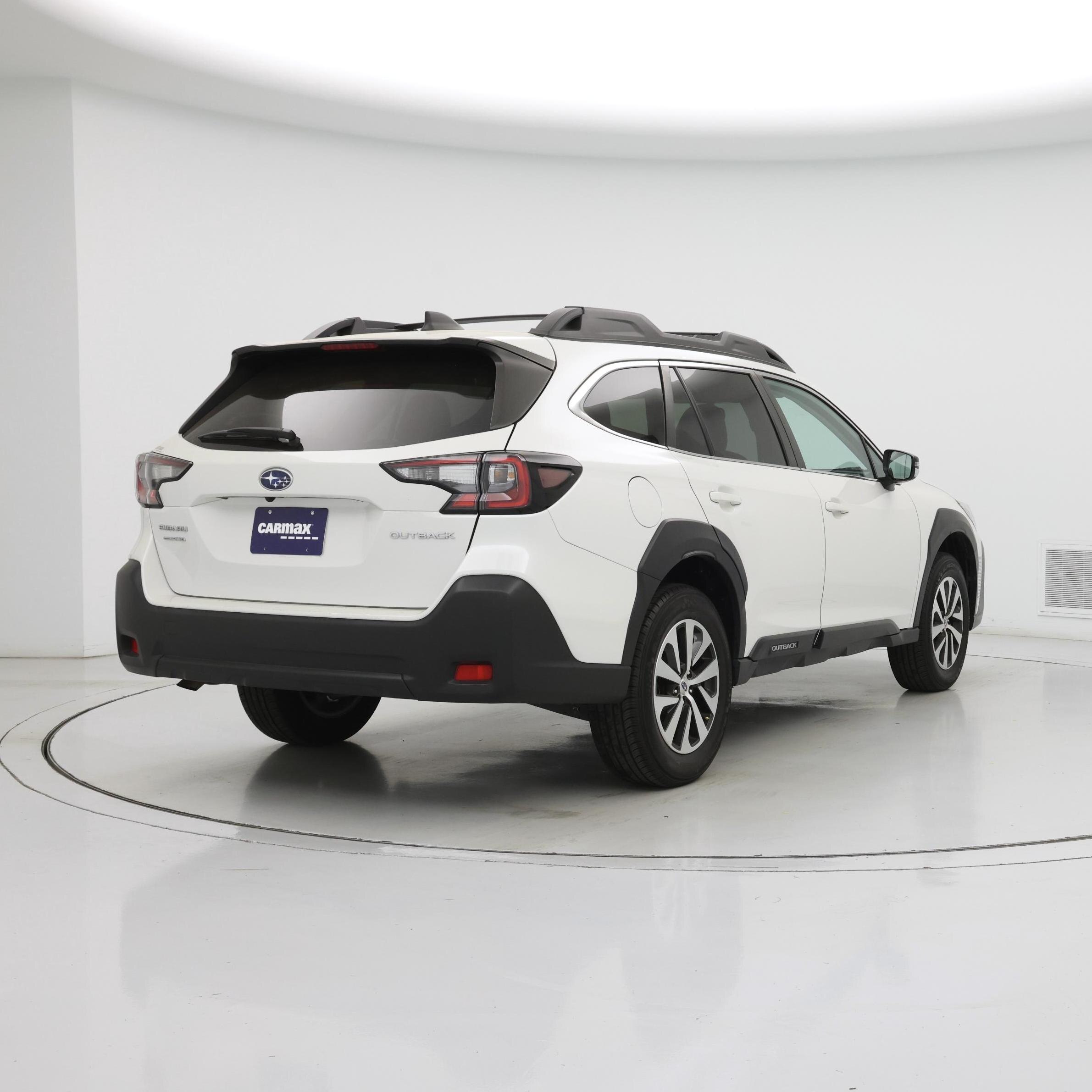 Thumbnail: 2023 Subaru Outback - 8