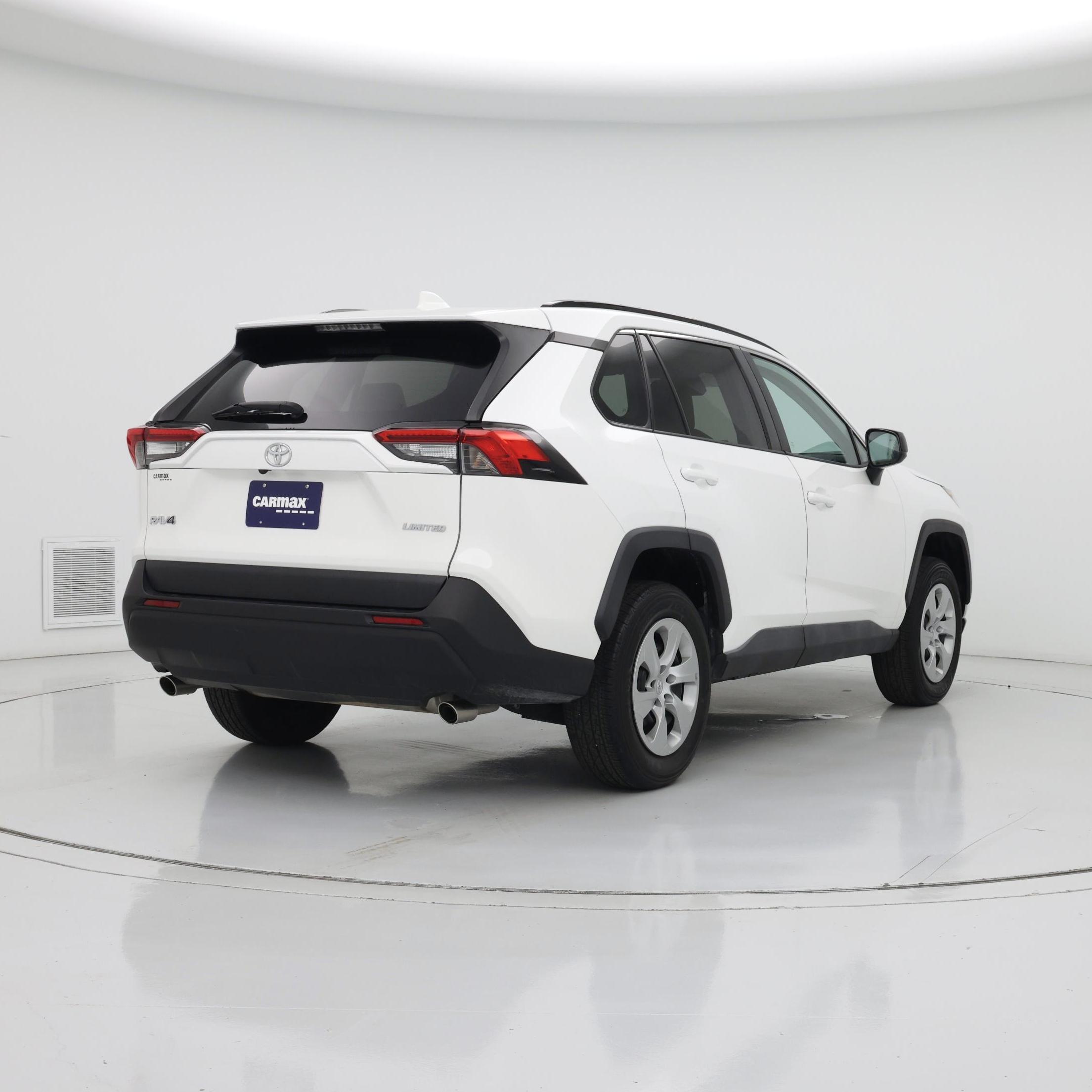 Thumbnail: 2021 Toyota RAV4 - 8