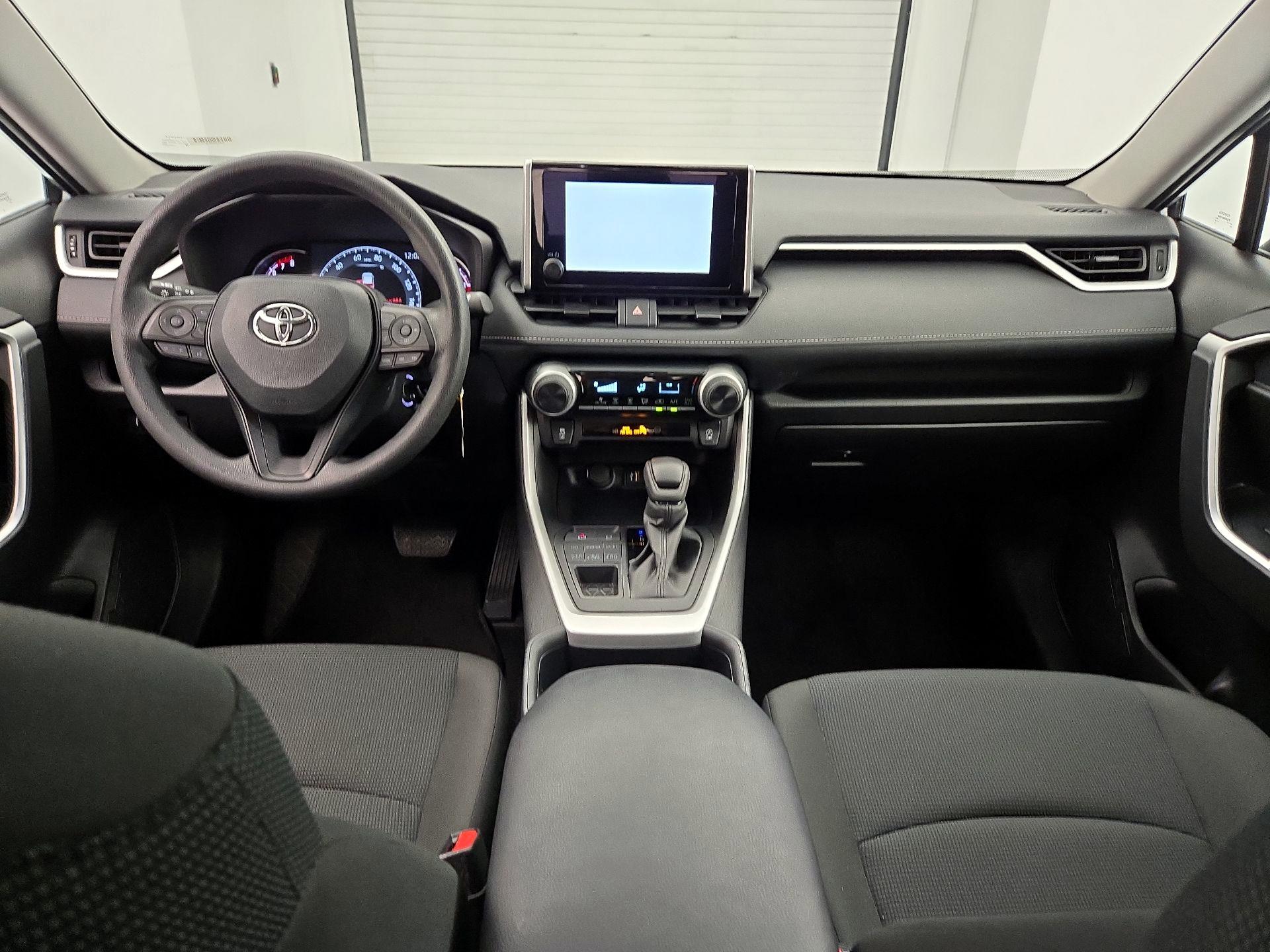 Thumbnail: 2025 Toyota RAV4 - 9