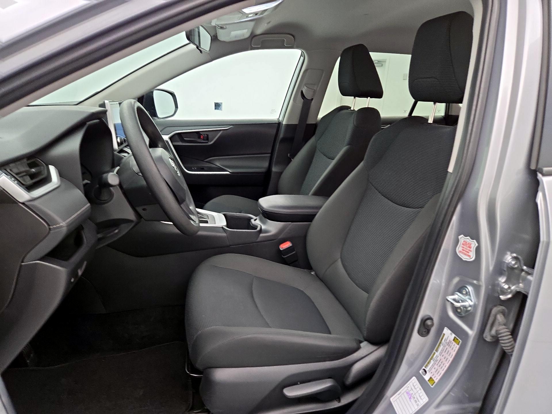 Thumbnail: 2025 Toyota RAV4 - 11