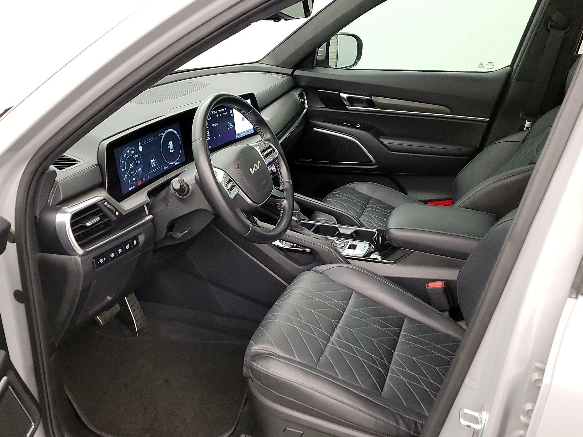 Thumbnail: 2023 Kia Telluride - 11