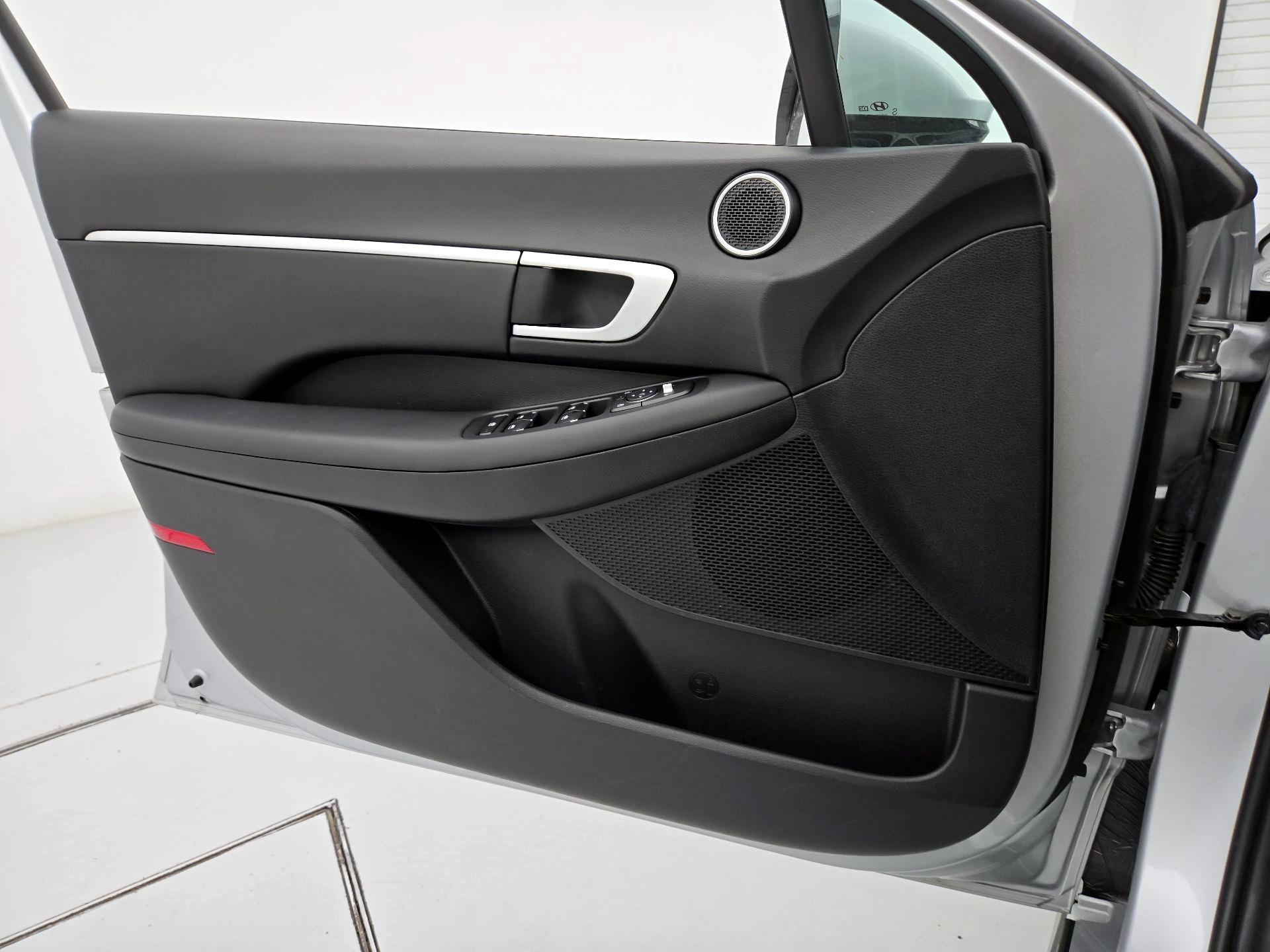 Thumbnail: 2025 Hyundai Sonata - 12