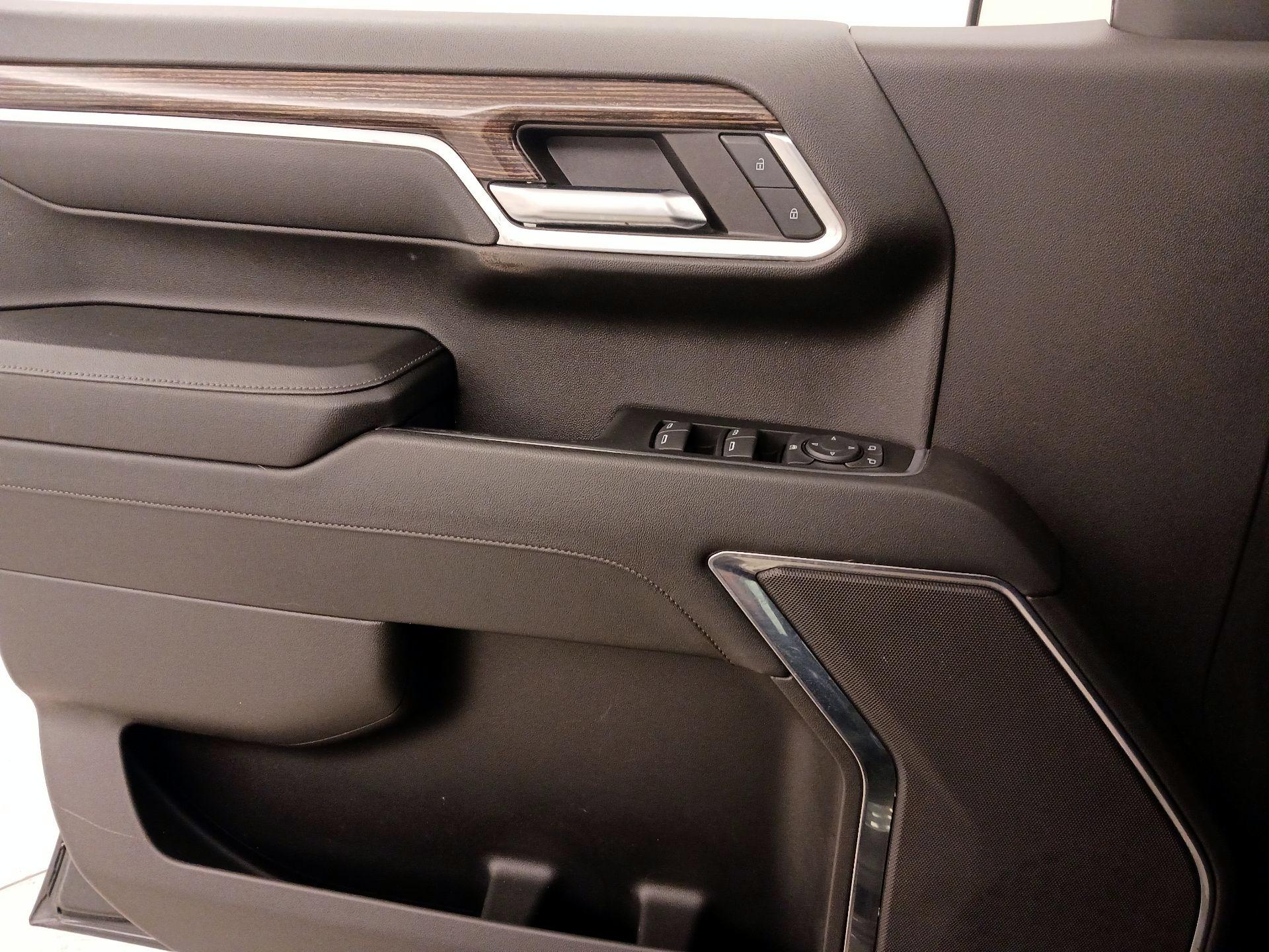 Thumbnail: 2023 GMC Sierra 1500 - 12