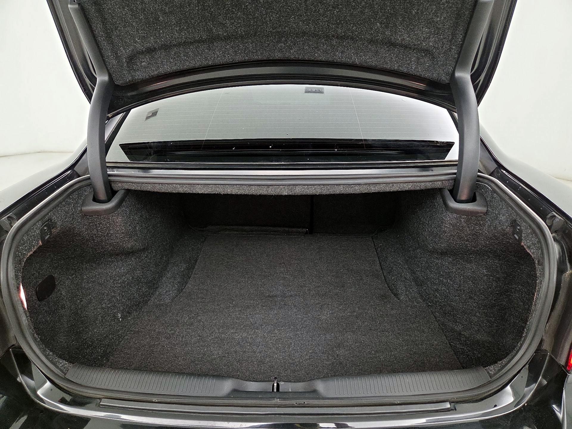 Thumbnail: 2018 Dodge Charger - 20