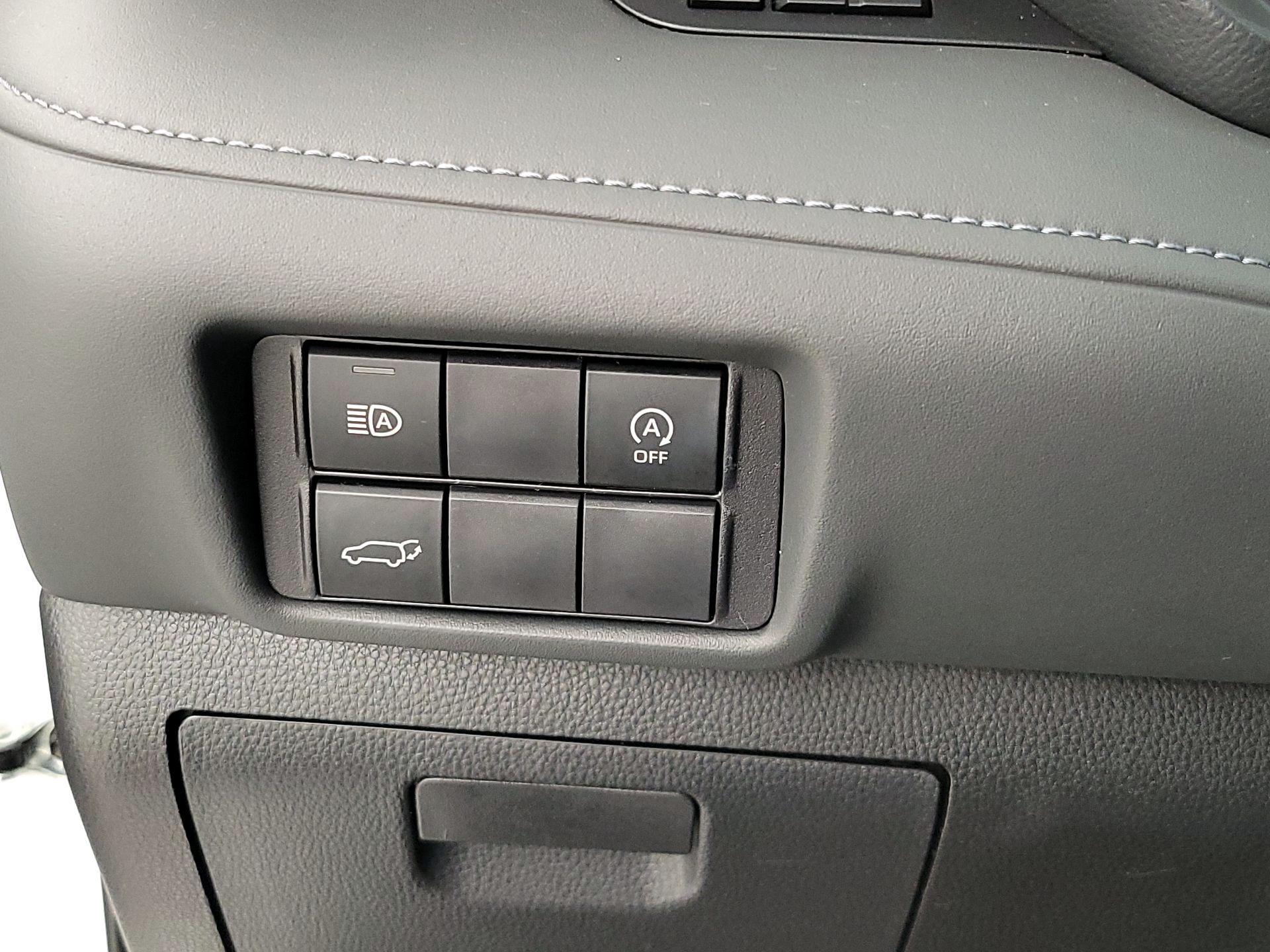 Thumbnail: 2024 Toyota Highlander - 13