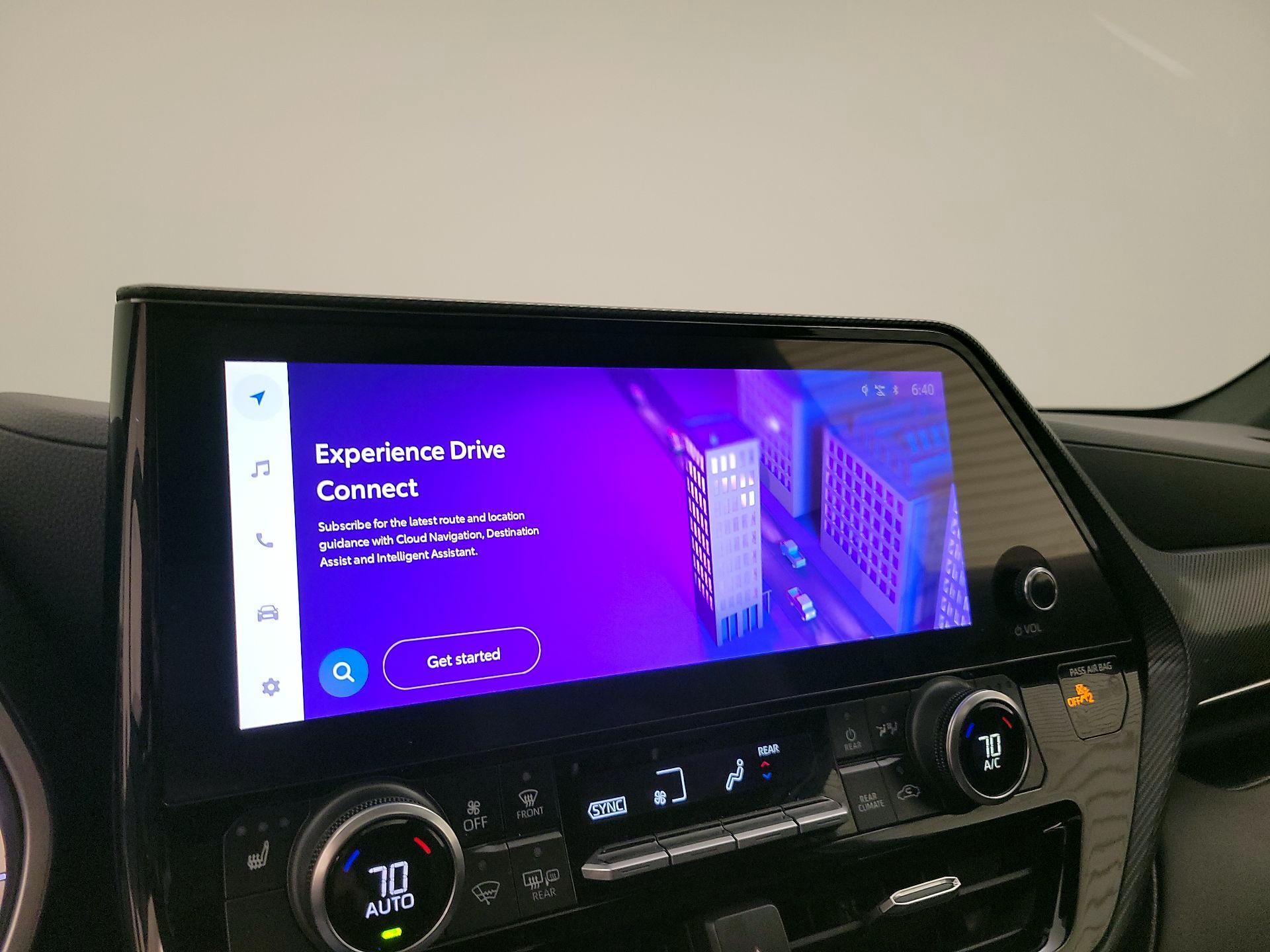 Thumbnail: 2024 Toyota Highlander - 14