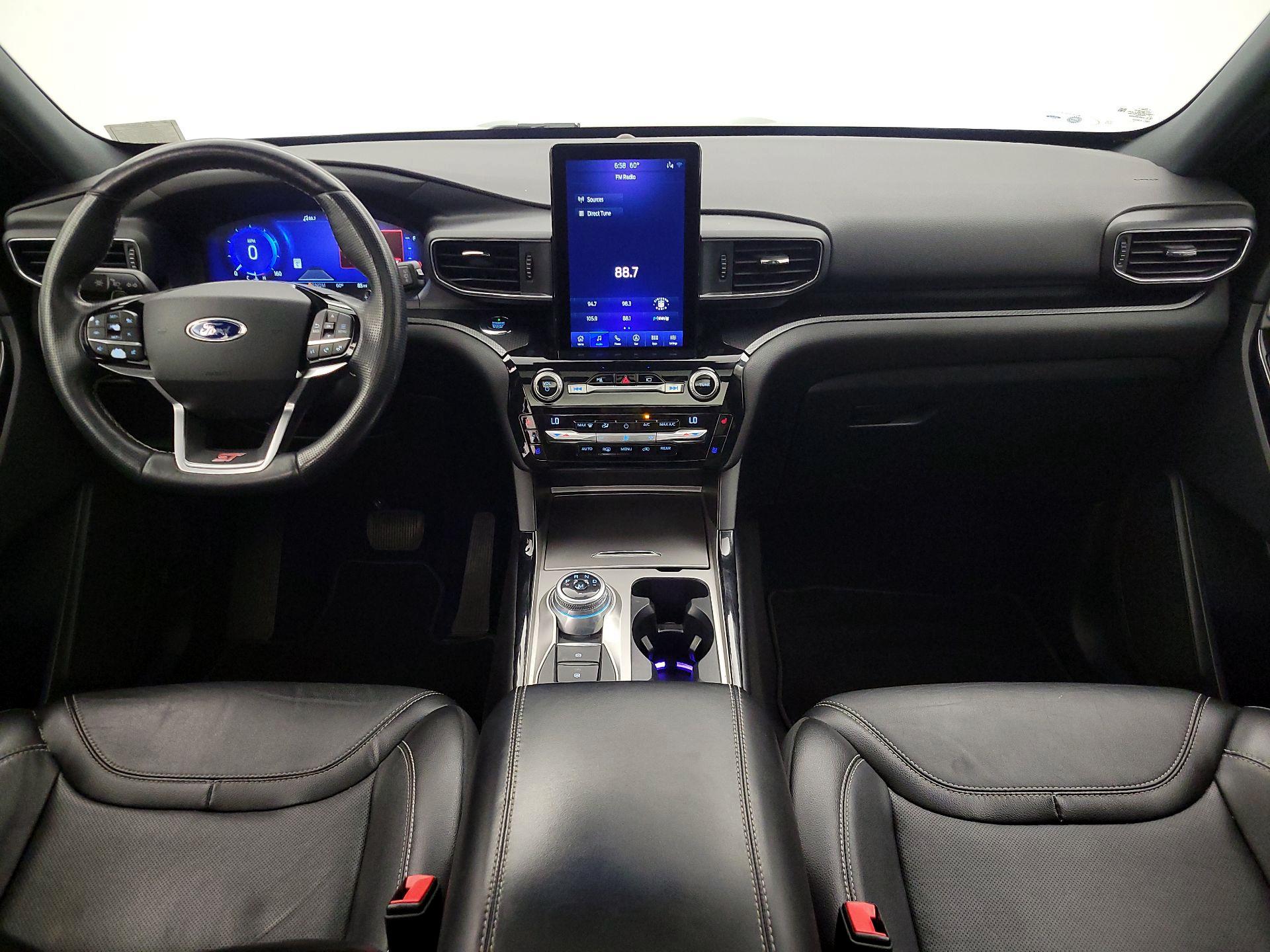 Thumbnail: 2021 Ford Explorer - 9