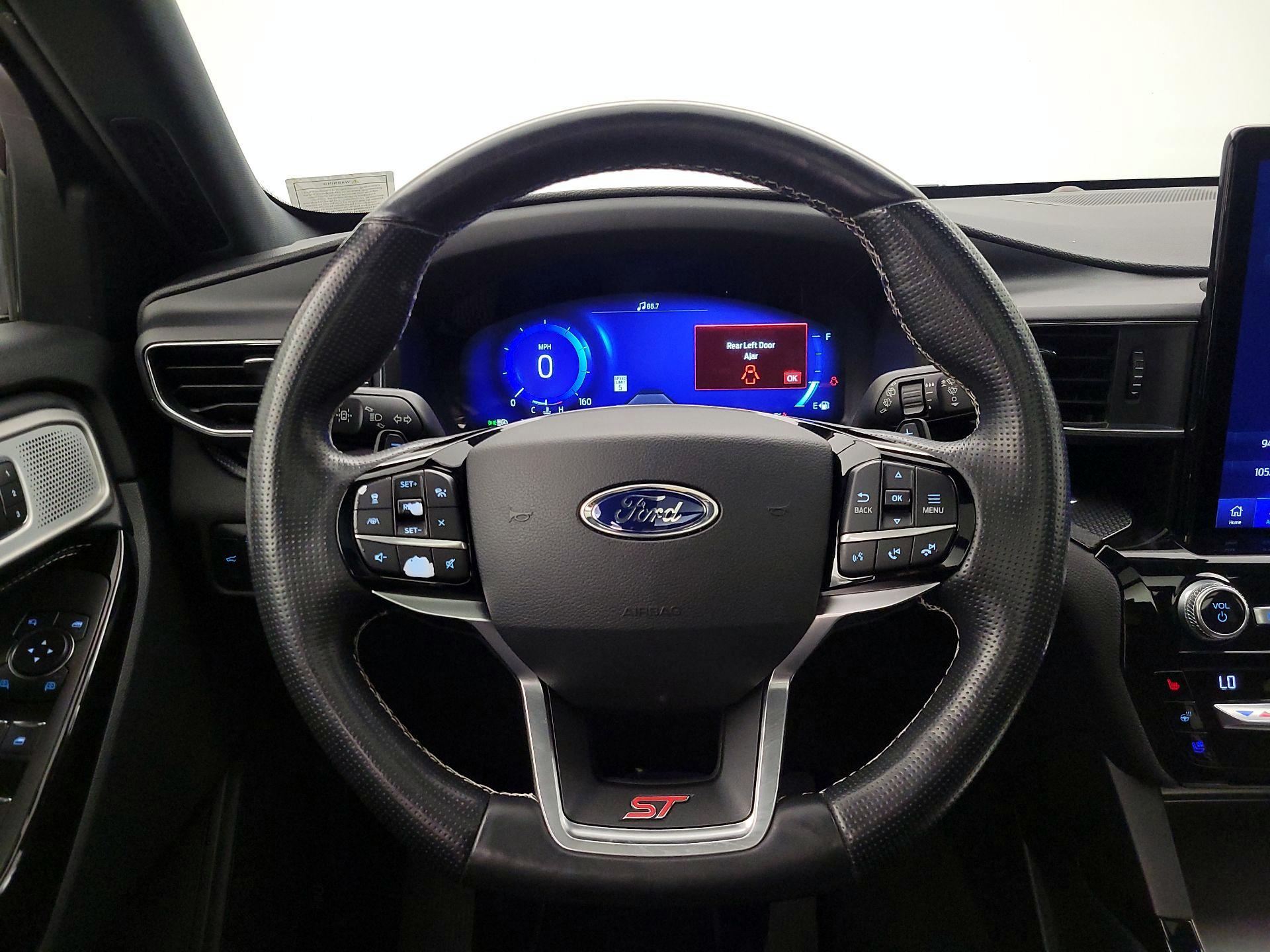 Thumbnail: 2021 Ford Explorer - 10