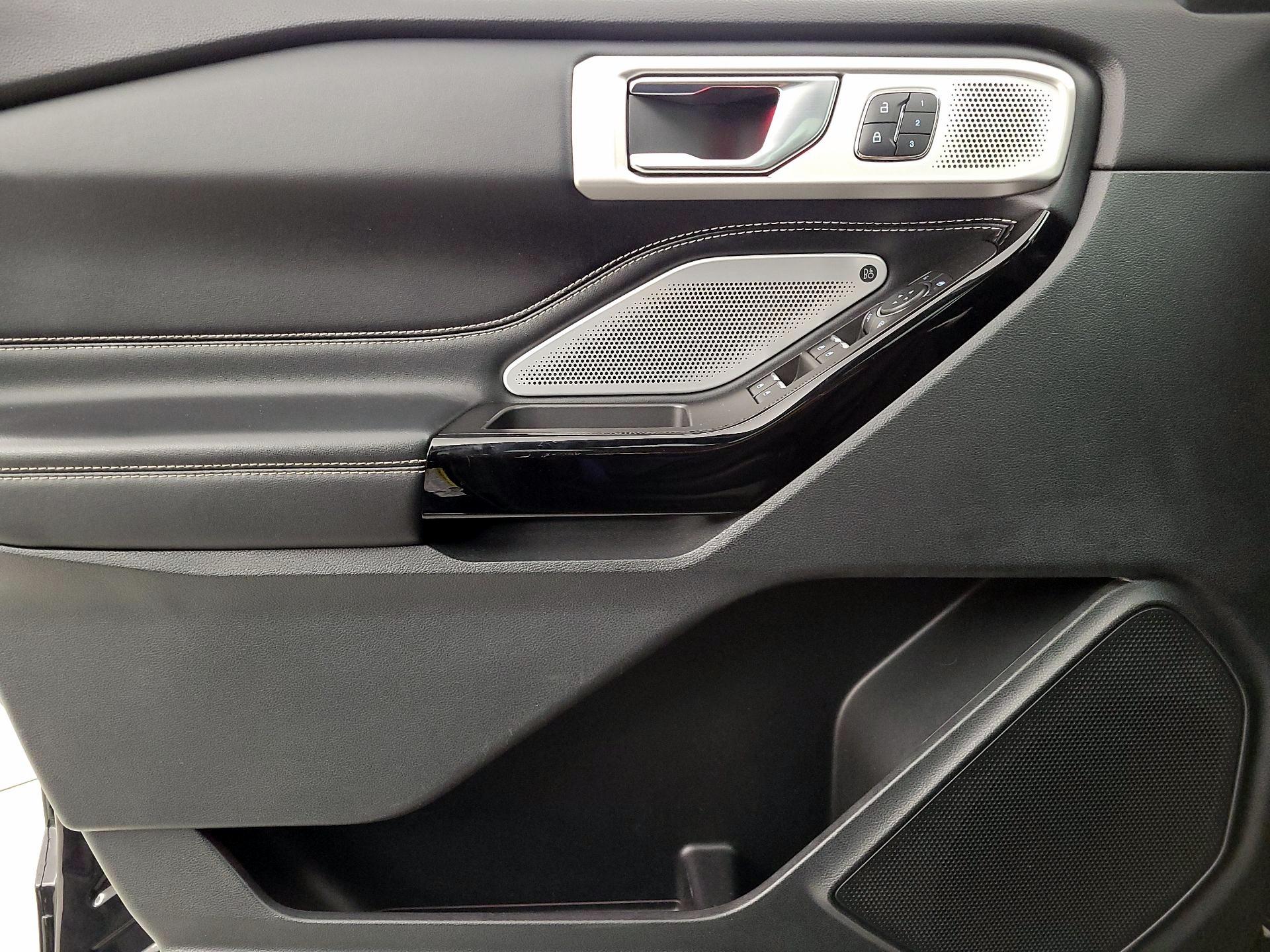 Thumbnail: 2021 Ford Explorer - 12