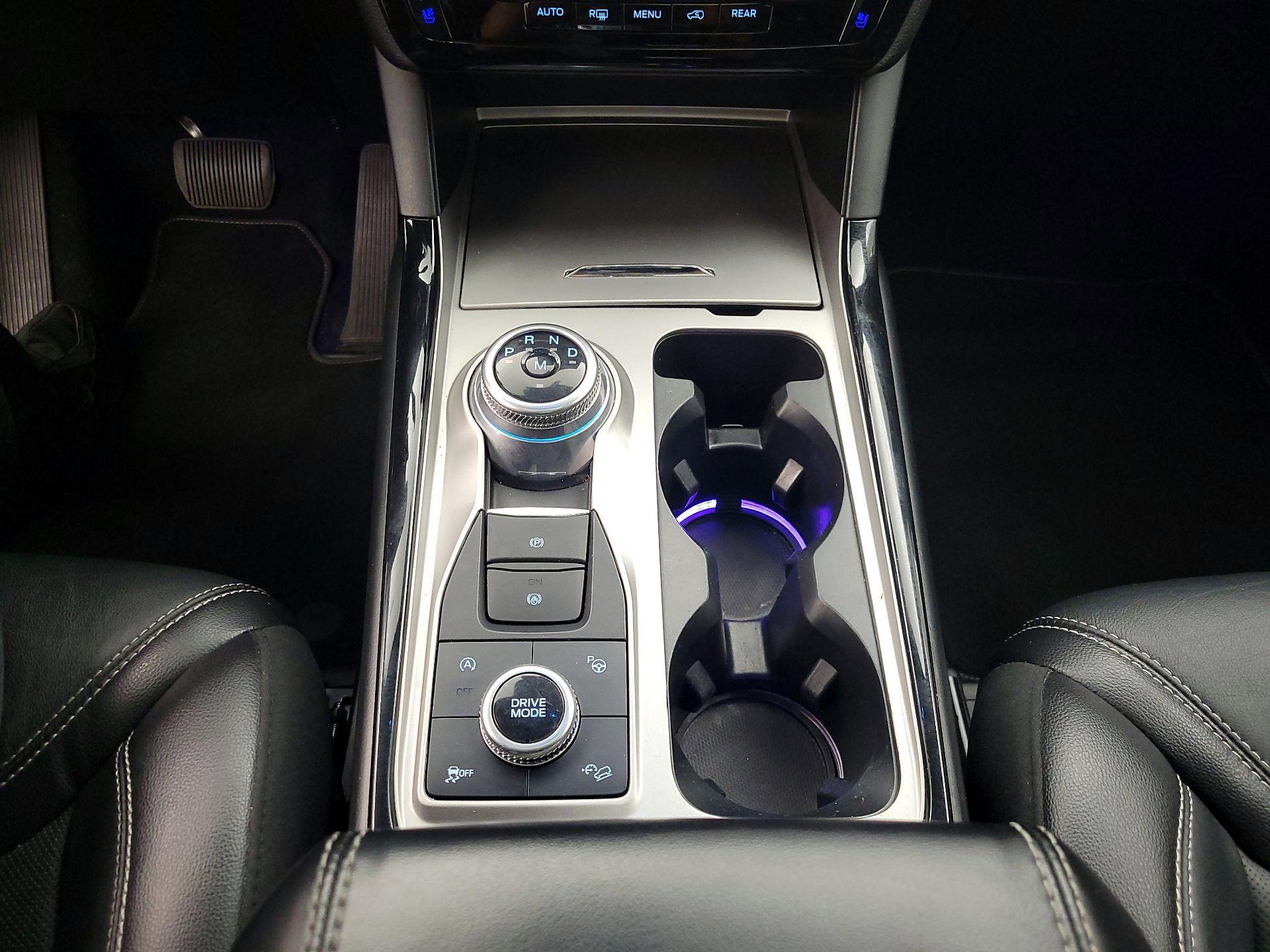 Thumbnail: 2021 Ford Explorer - 17