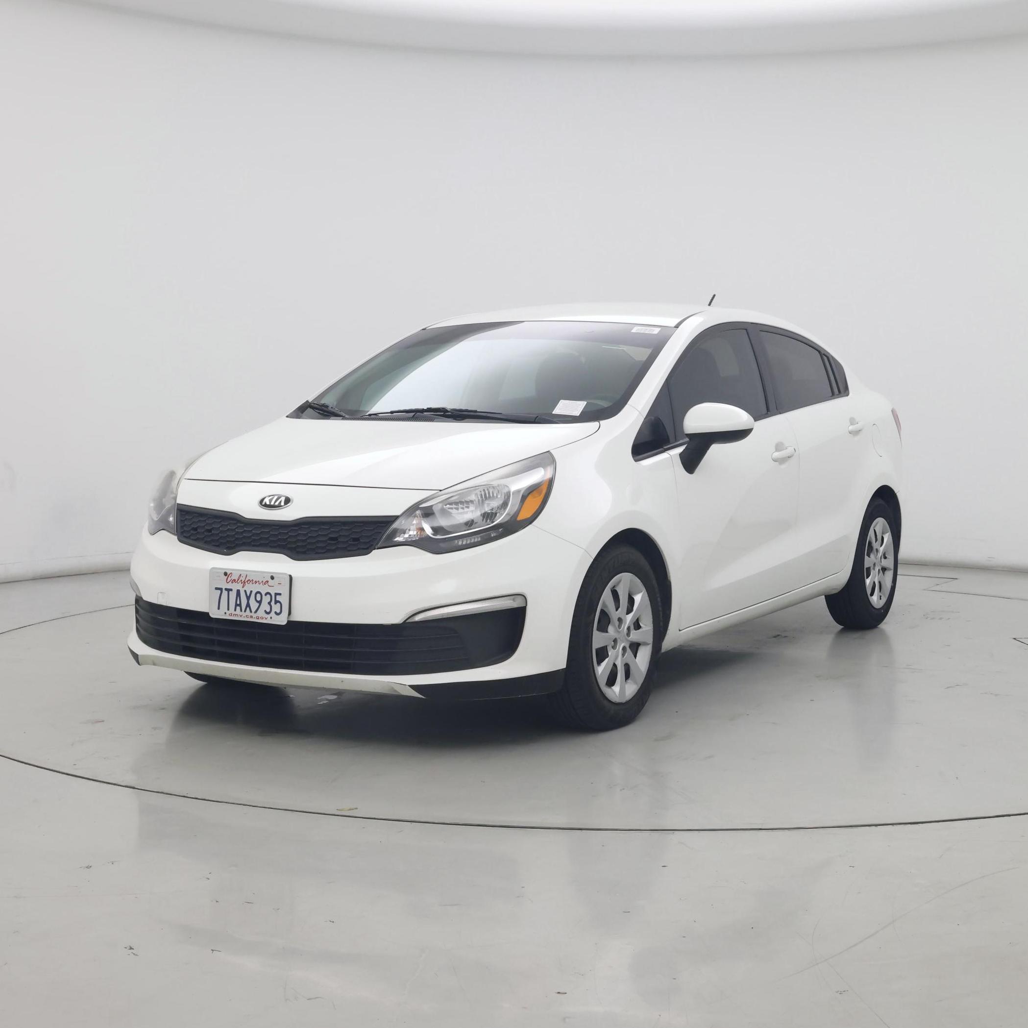 Thumbnail: 2016 Kia Rio - 4
