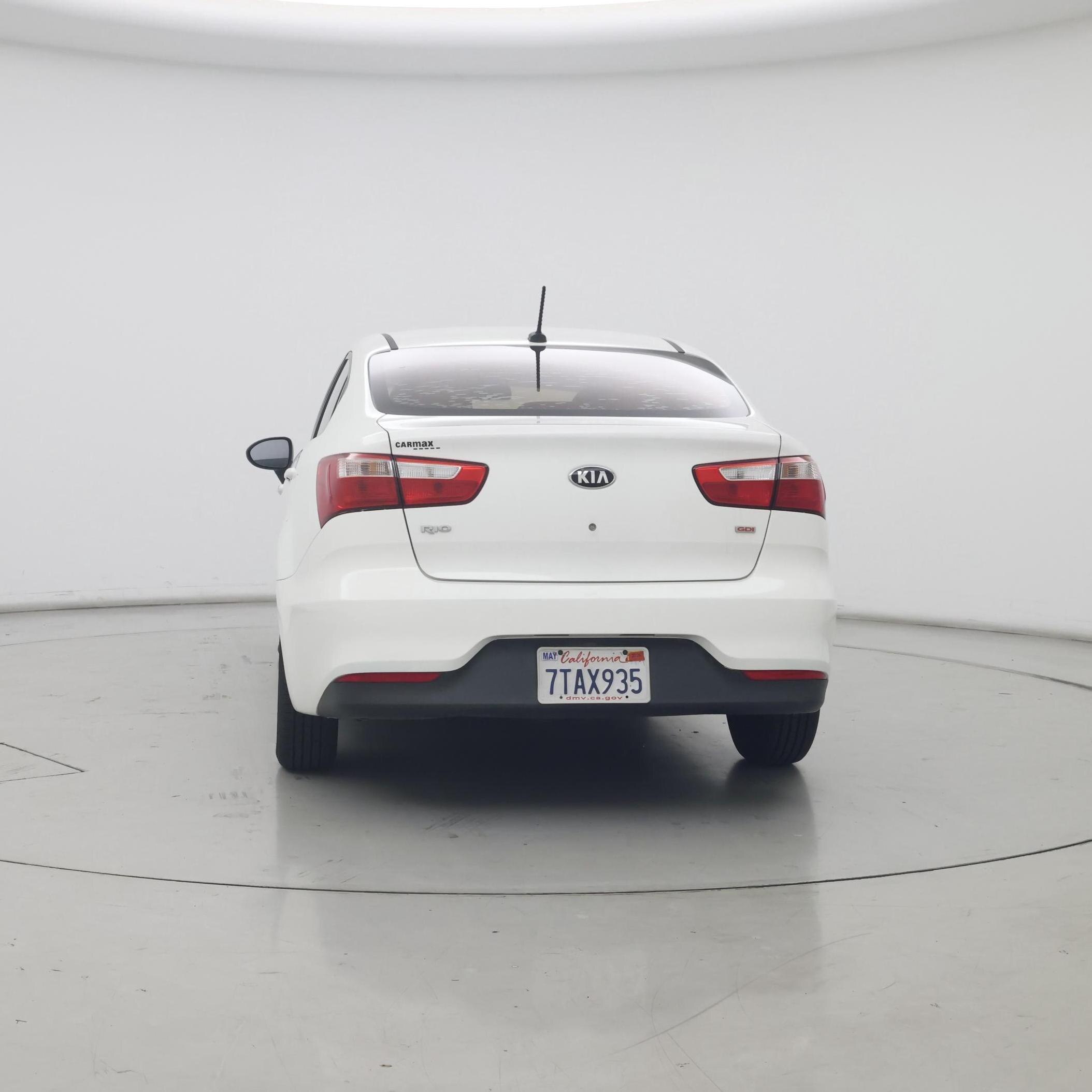 Thumbnail: 2016 Kia Rio - 6