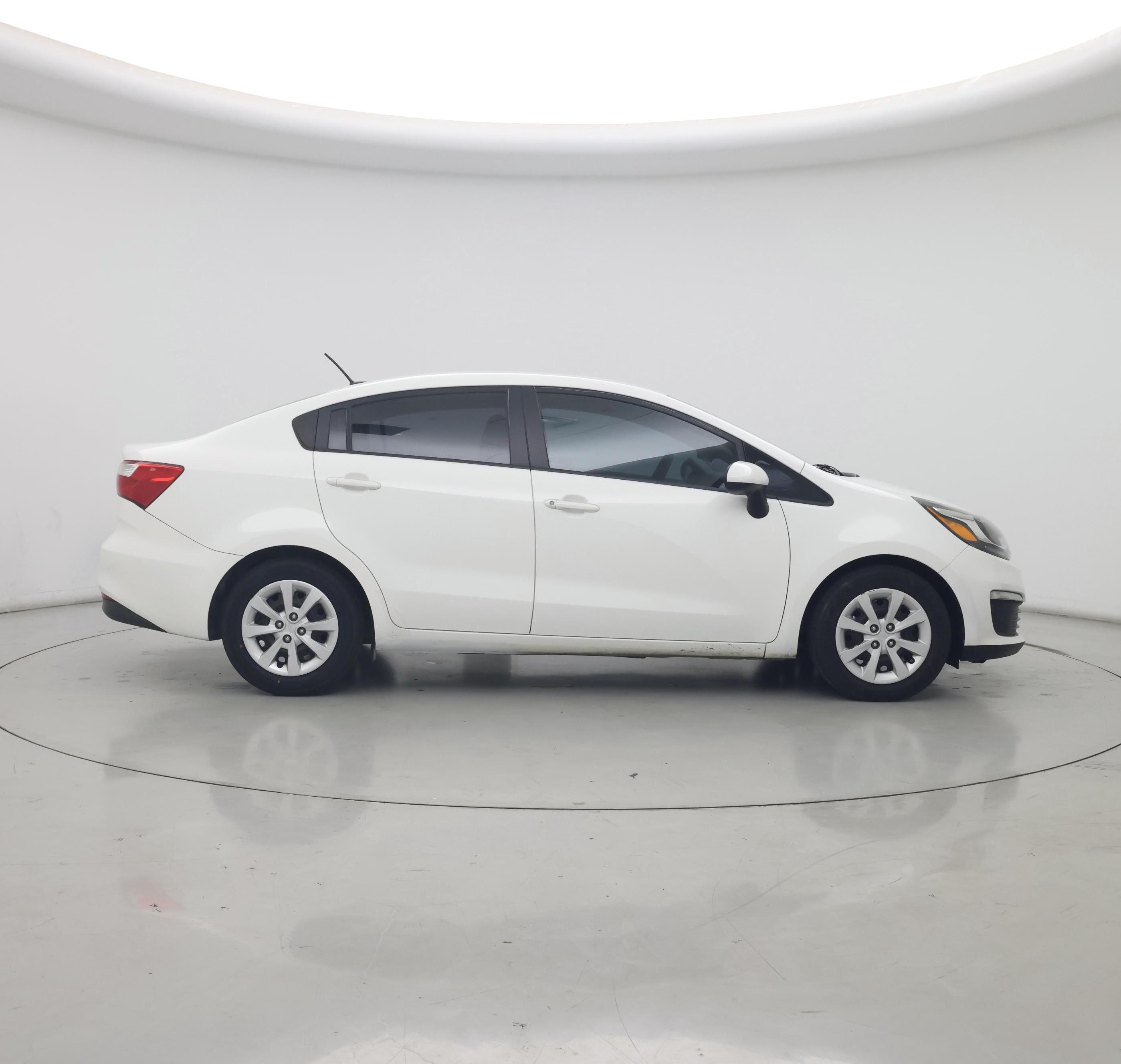 Thumbnail: 2016 Kia Rio - 7