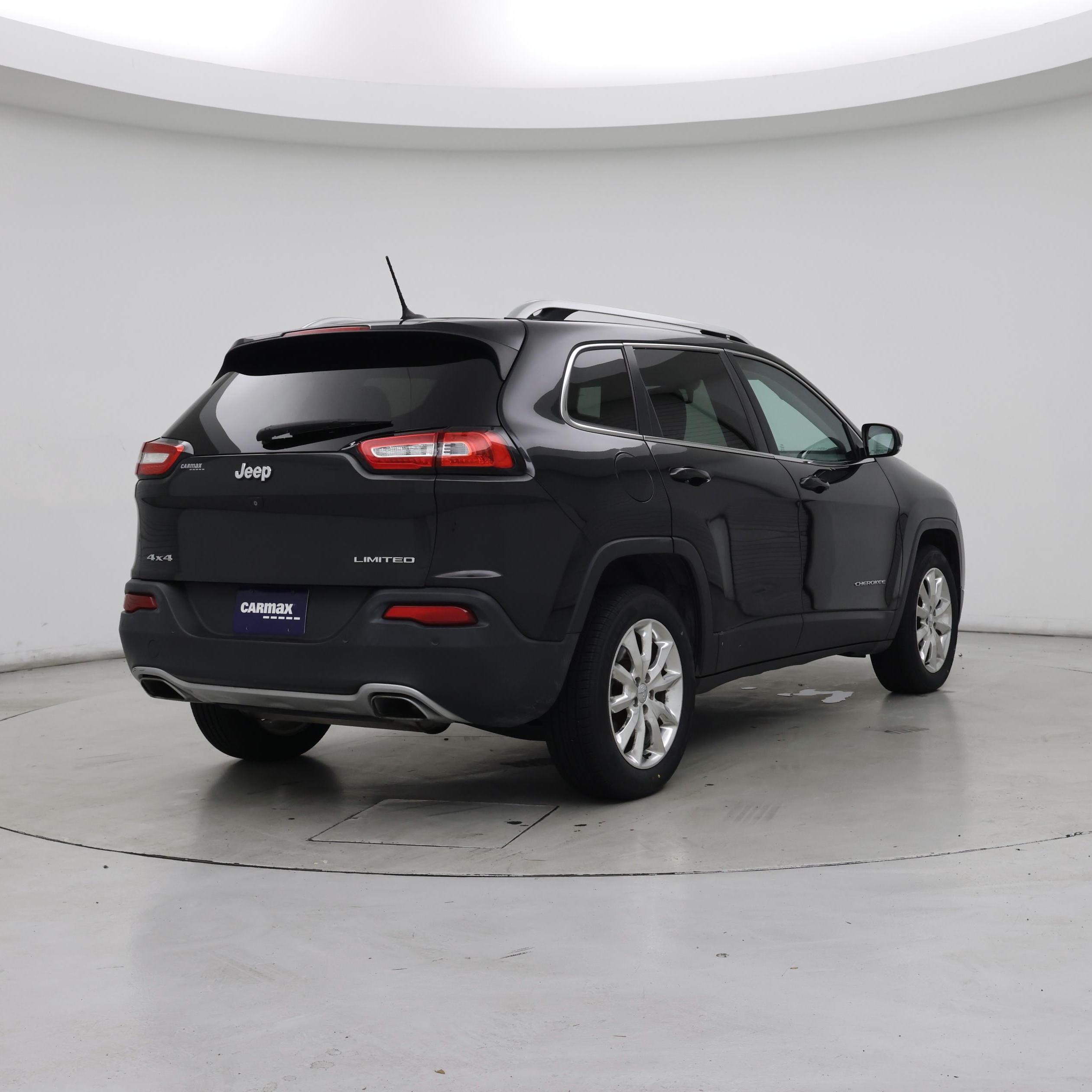 Thumbnail: 2015 Jeep Cherokee - 8