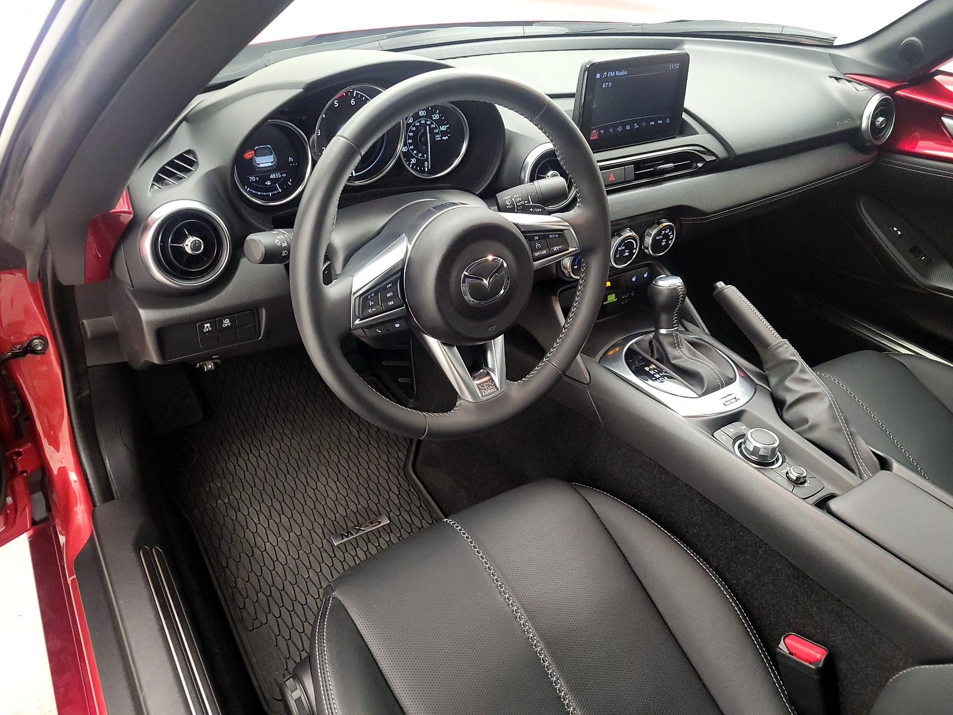 Thumbnail: 2022 Mazda MX-5 Miata - 9