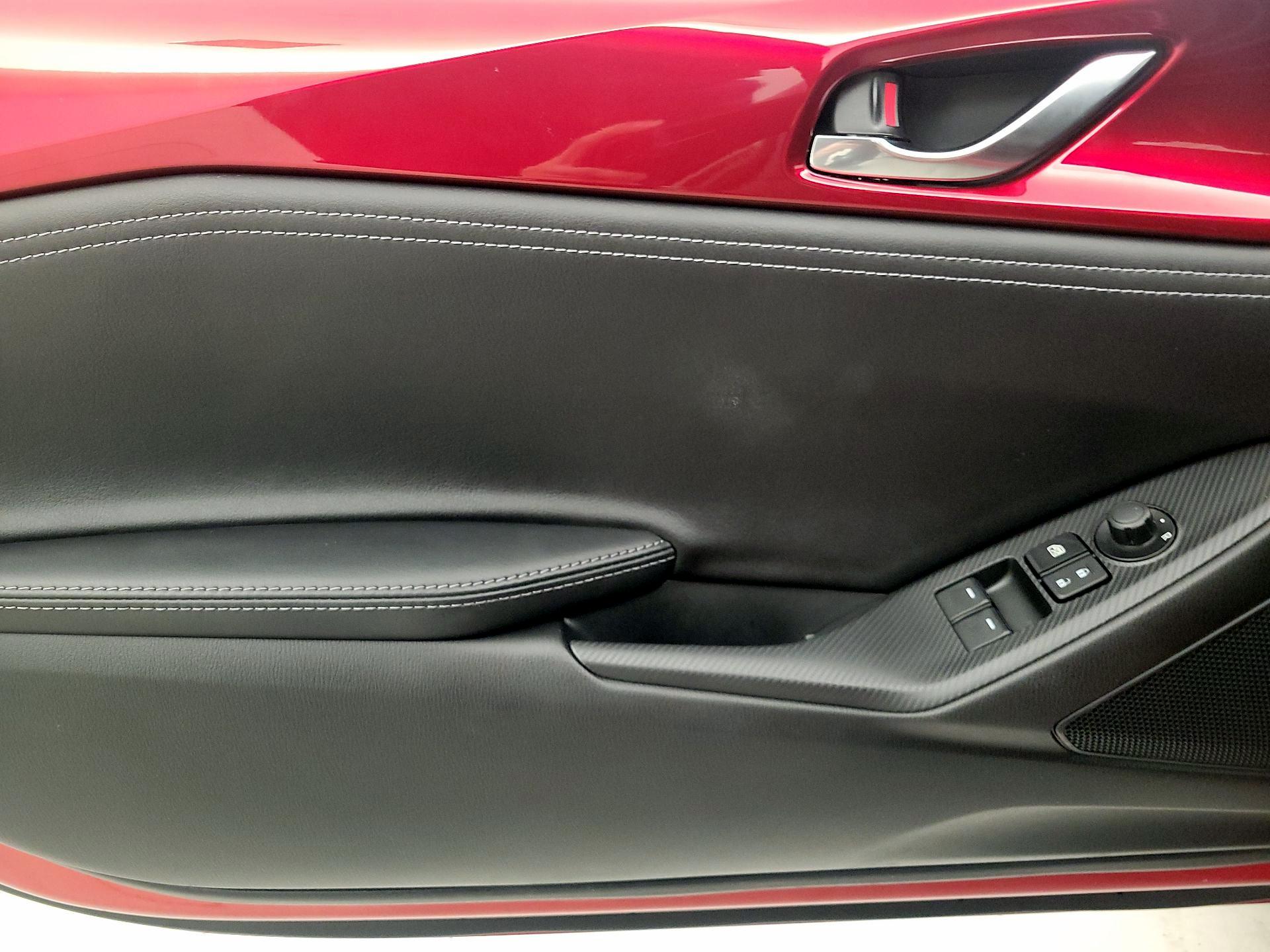 Thumbnail: 2022 Mazda MX-5 Miata - 12