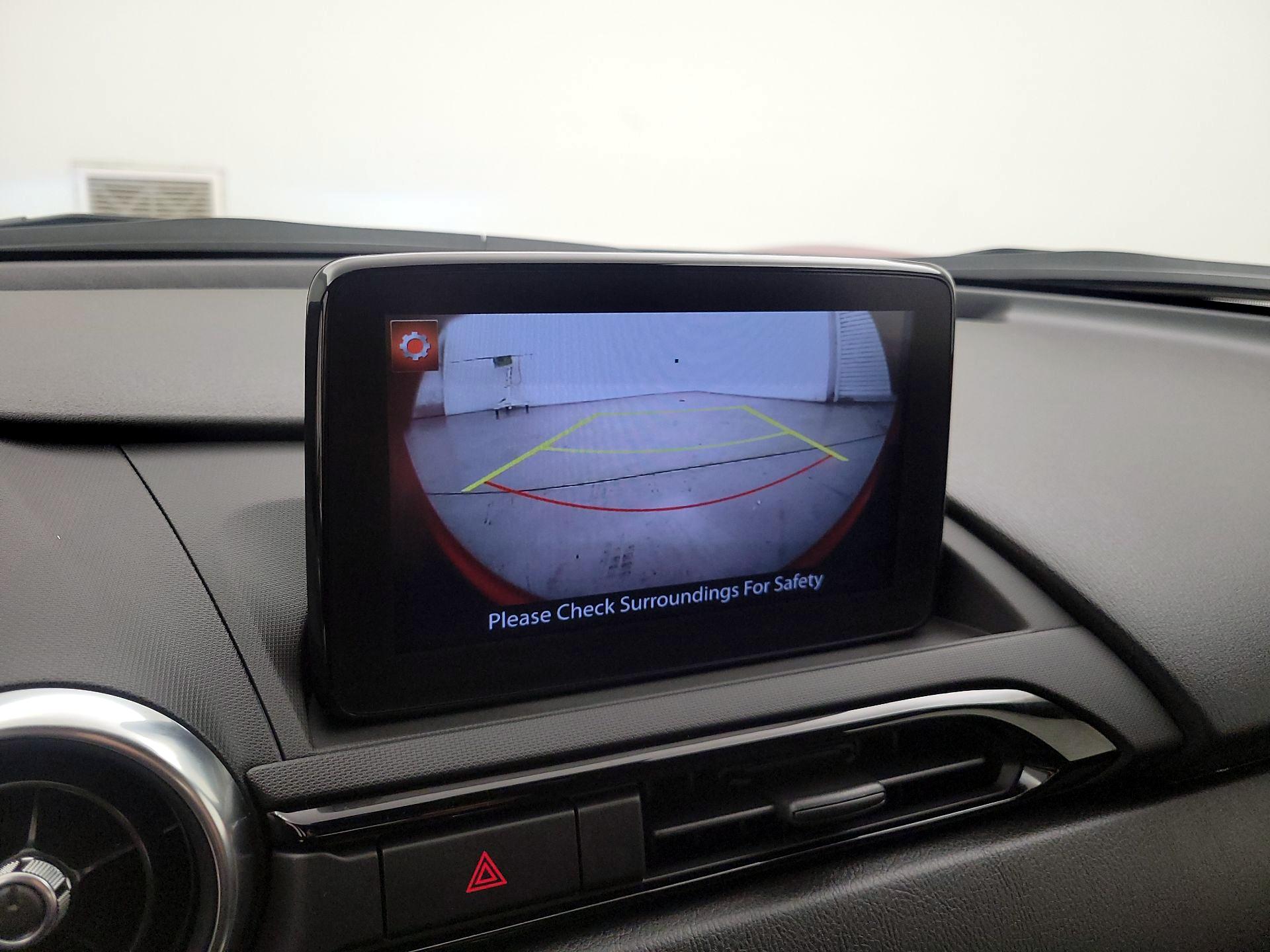 Thumbnail: 2022 Mazda MX-5 Miata - 14