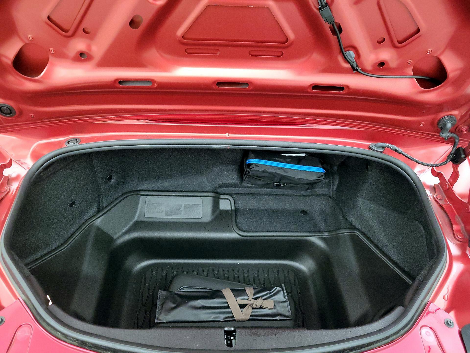 Thumbnail: 2022 Mazda MX-5 Miata - 19