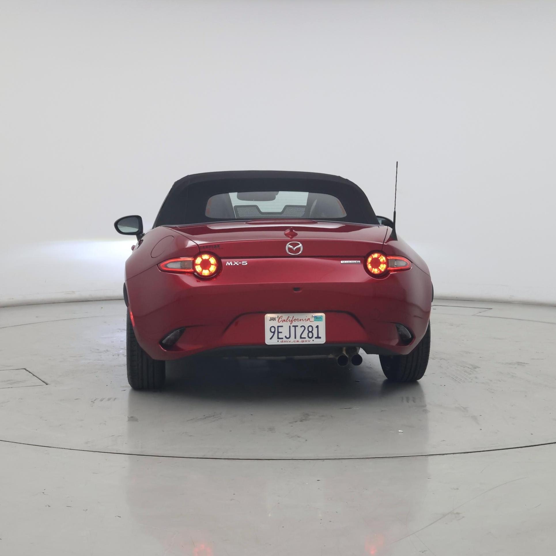 Thumbnail: 2022 Mazda MX-5 Miata - 6